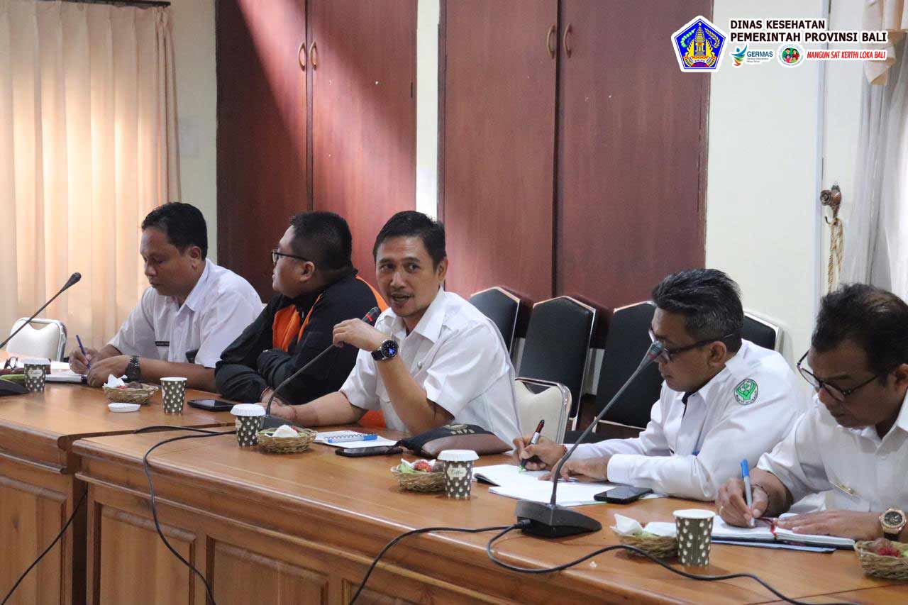 Peserta rapat virus corona