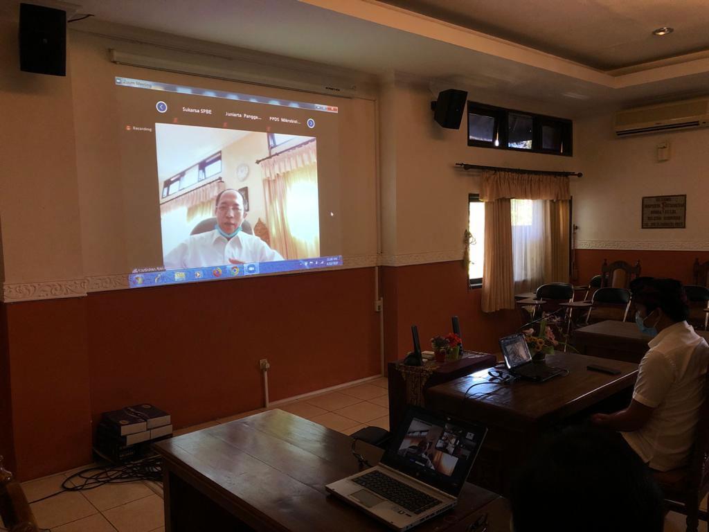 Mantapkan Kinerja Lab Covid-19 Bali, Dinkes Undang Tim Lab Andalas untuk Sharing Via Virtual