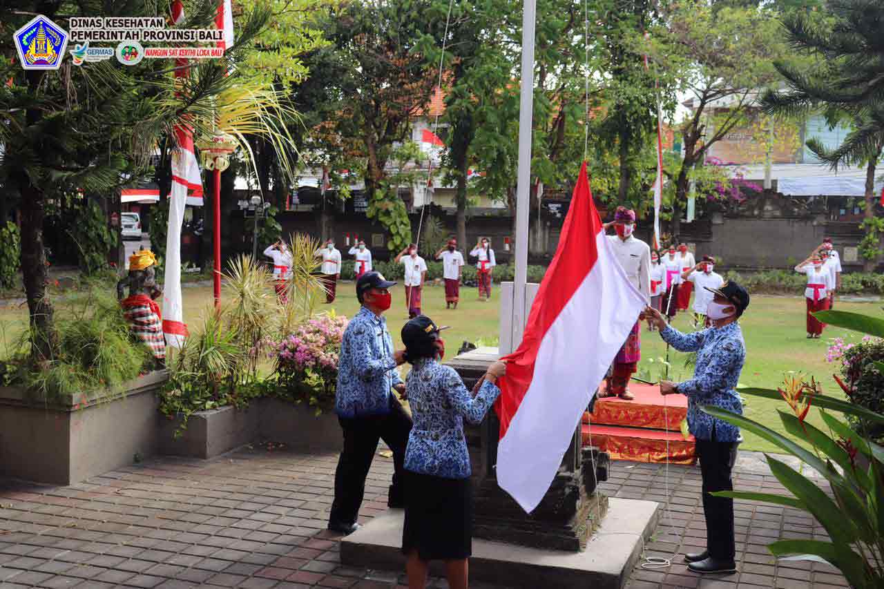 Penurunan Bendera HUT-RI 75