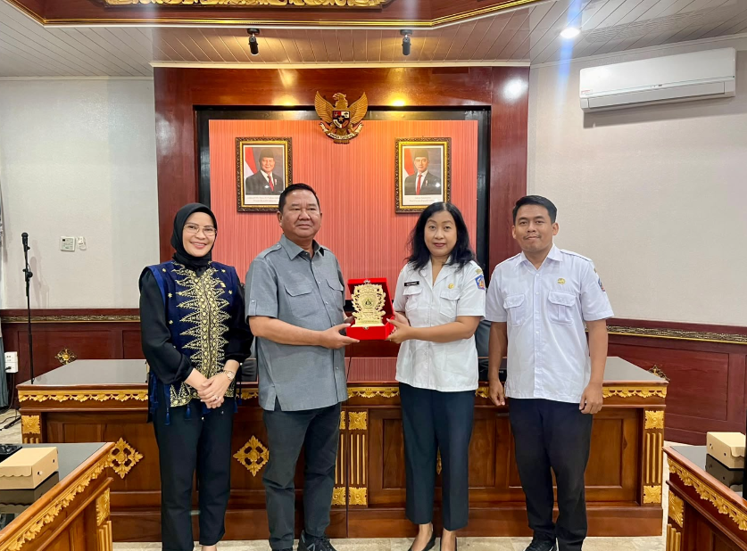 Kepala Bidang P2P Dinkes Provinsi Bali Terima Tim Pansus HIV AIDS KalimantanTimur