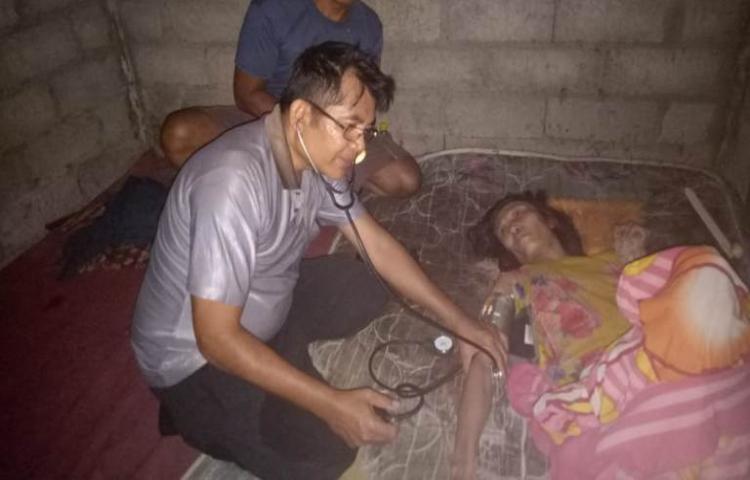 Pemerintah Provinsi Bali Bantu Ni Nengah Menuh Penderita Stroke di Desa Tumbu Karangasem.