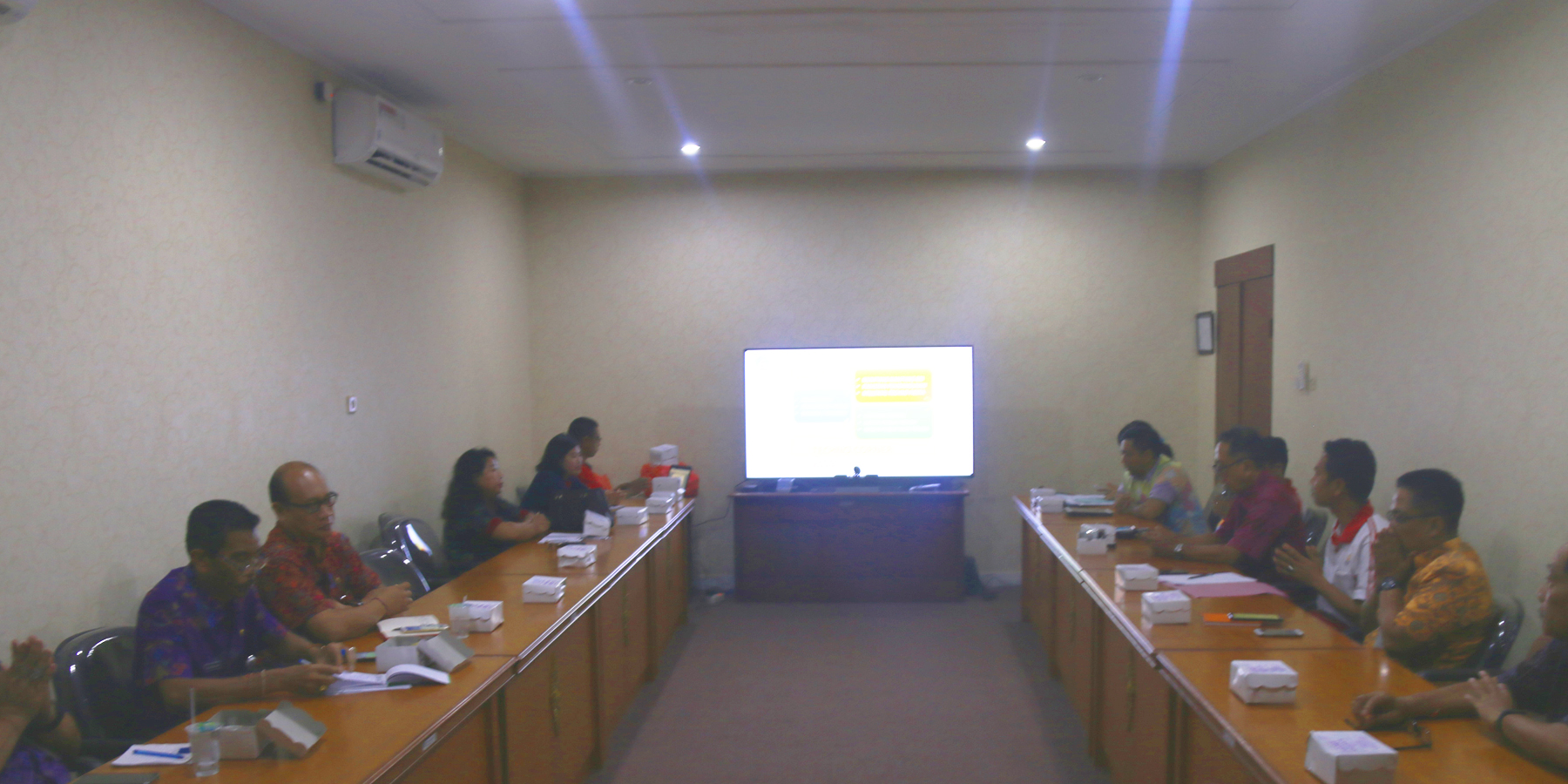 Rapat Persiapan Techno Corner Edisi Numpang Nampang RRI