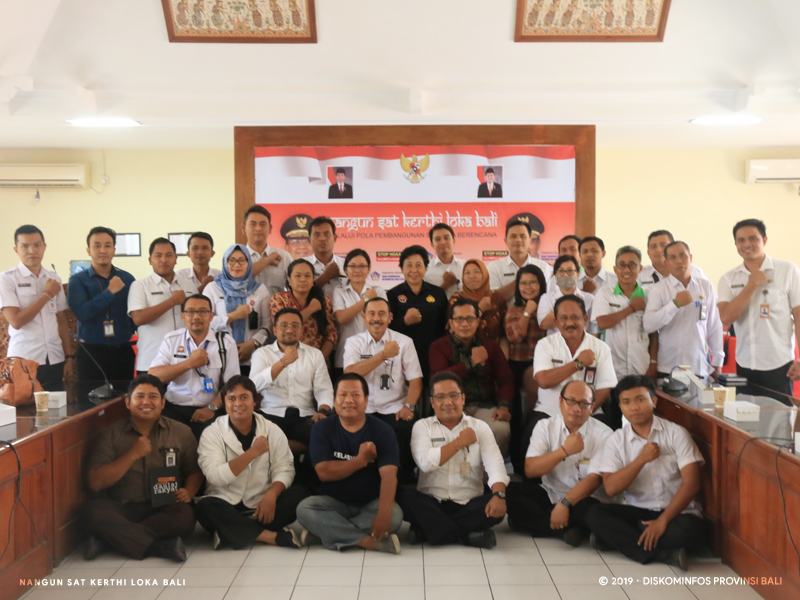 Diskominfos Bali Adakan Dialog Forum Koordinasi Kehumasan
