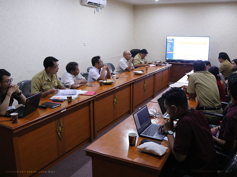 Diskominfos Provinsi Bali Adakan Rapat Bahas Pelaksanaan Seleksi  Administrasi dan Kompetensi Tim Pengembangan SPBE