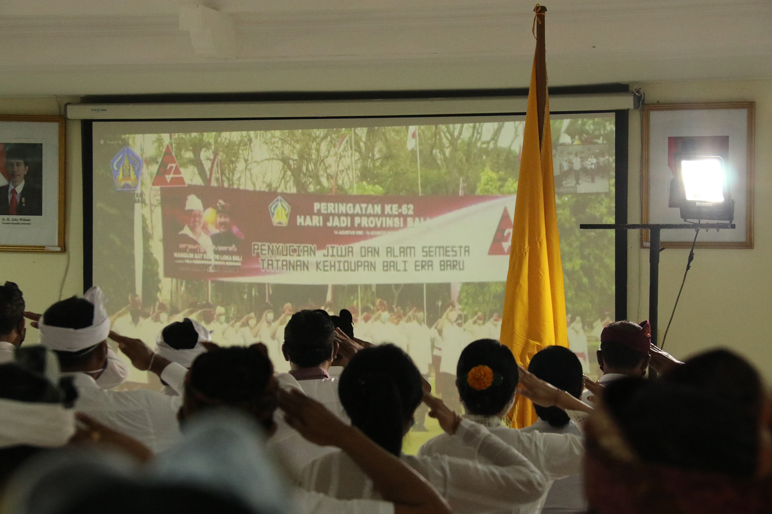 Diskominfos Bali Ikutserta Dalam Upacara Hari Jadi ke-62 Provinsi Bali Secara Virtual