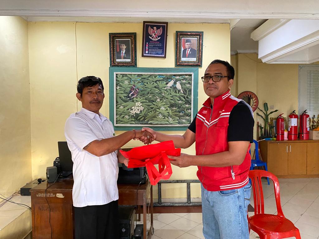 Komitmen Diskominfos Bali Dalam Mensosialisasikan Pengurangan Timbulan Sampah Plastik di Pasar Payangan