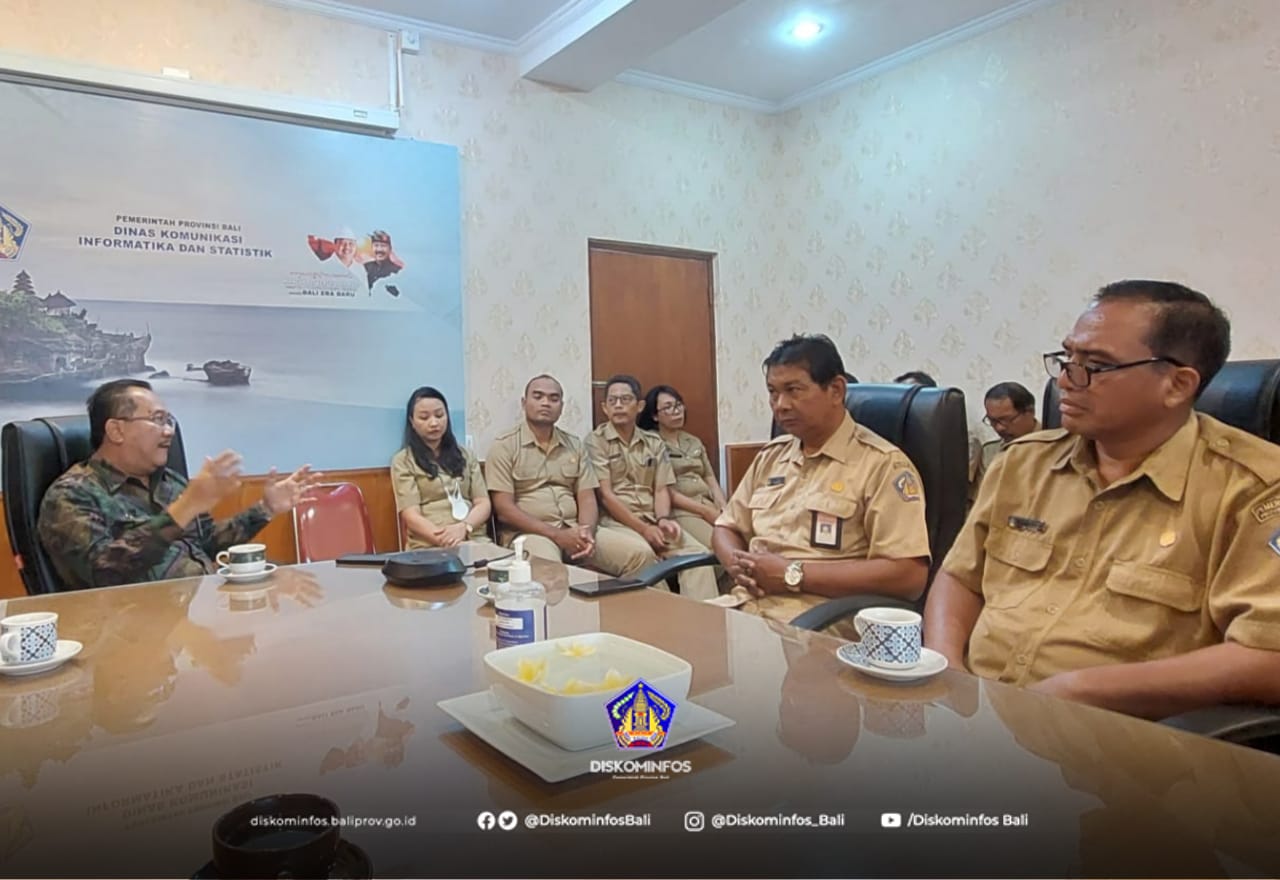 Mengawali Tahun 2023, Diskominfos Provinsi Bali Melaksanakan Rapat Bersama Pejabat Eselon 3 Beserta Staff