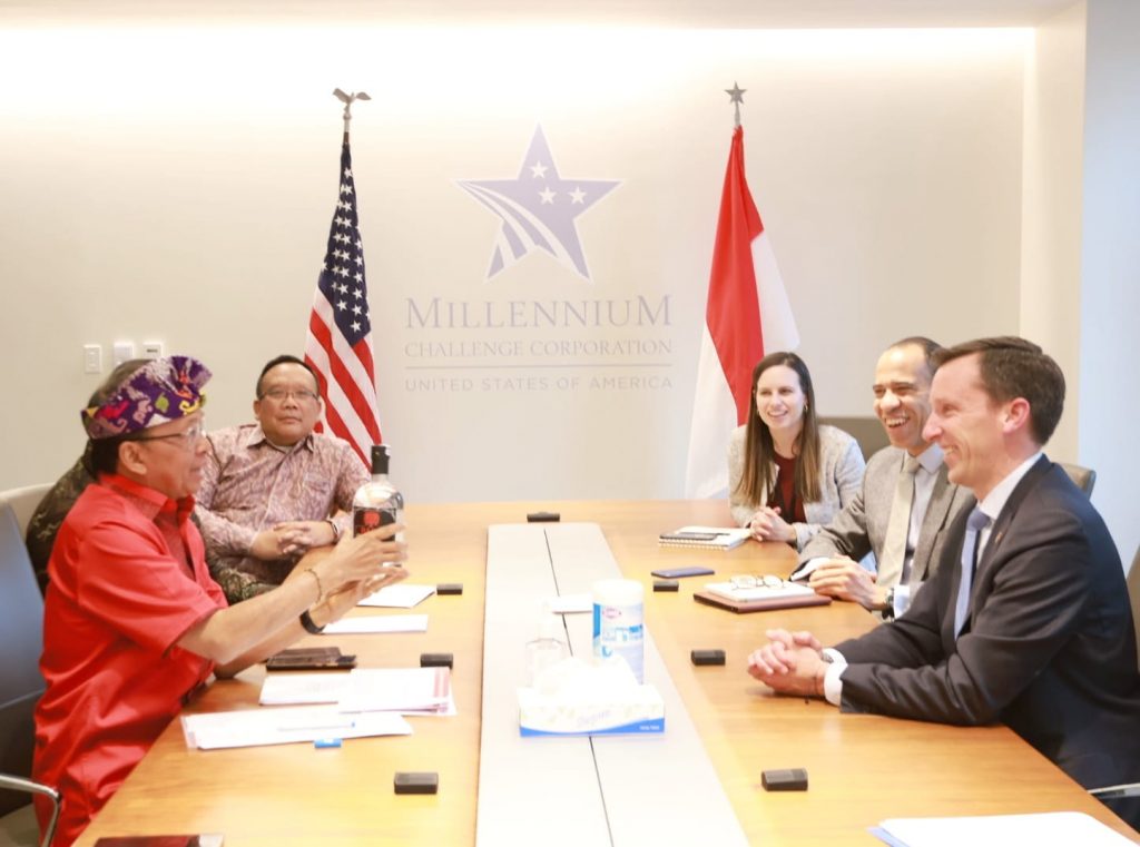 Diplomasi ‘Arak Bali’ Gubernur Koster Menuai Dukungan Arak Bali ke Pasar Internasional