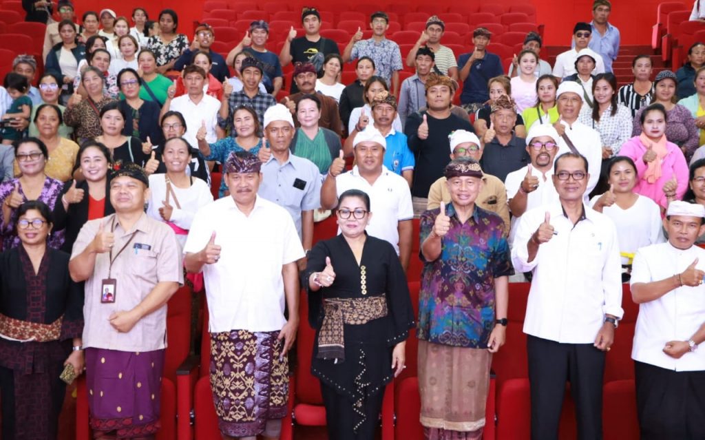 Ny Putri Koster ajak Pedagang Jaga Kebersihan dan Ketertiban Rapat Koordinasi Tata Kelola Pedagang