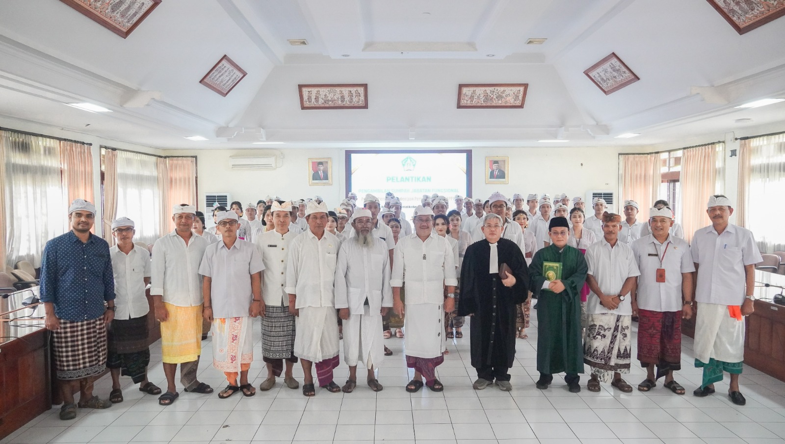 PPPK Hasil Seleksi 2023 di Diskominfos Bali Dilantik dan Diambil Sumpah