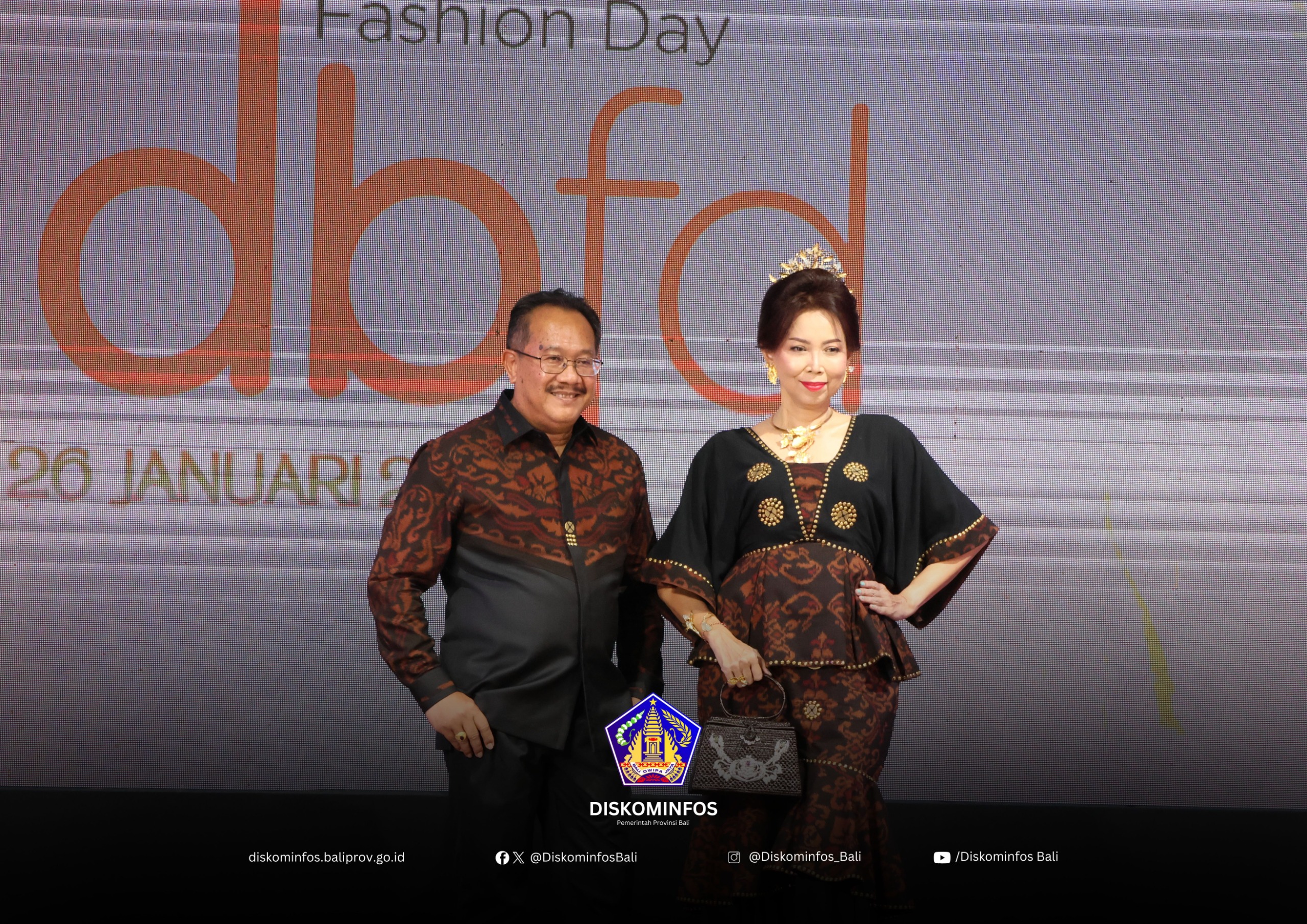Diskominfos Provinsi Bali Unjuk Gaya di Dekranasda Bali Fashion Day 2026