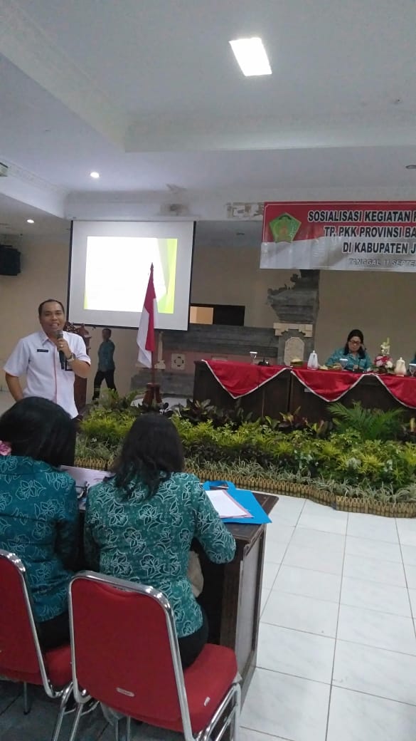 Sosialisasi Perkoperasian kepada Pokja II Tim Penggerak PKK Kabupaten Jembrana
