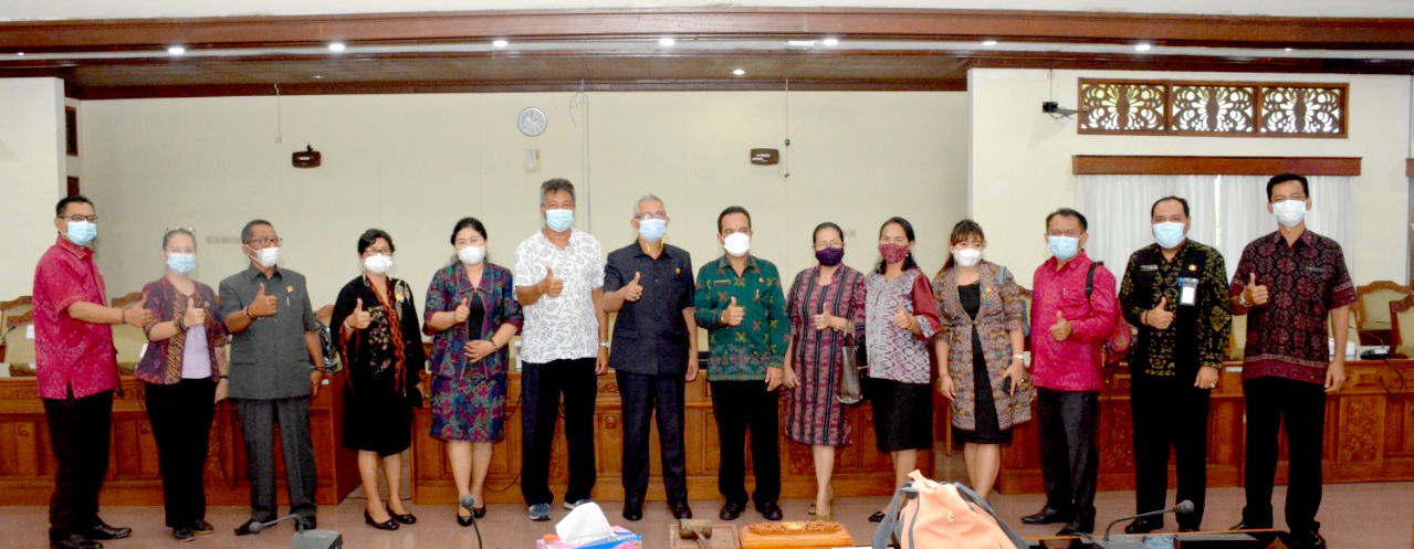 Pembahasan Tata Kelola Minuman Fermentasi/Destilasi Khas Bali dengan DPRD Provinsi Bali