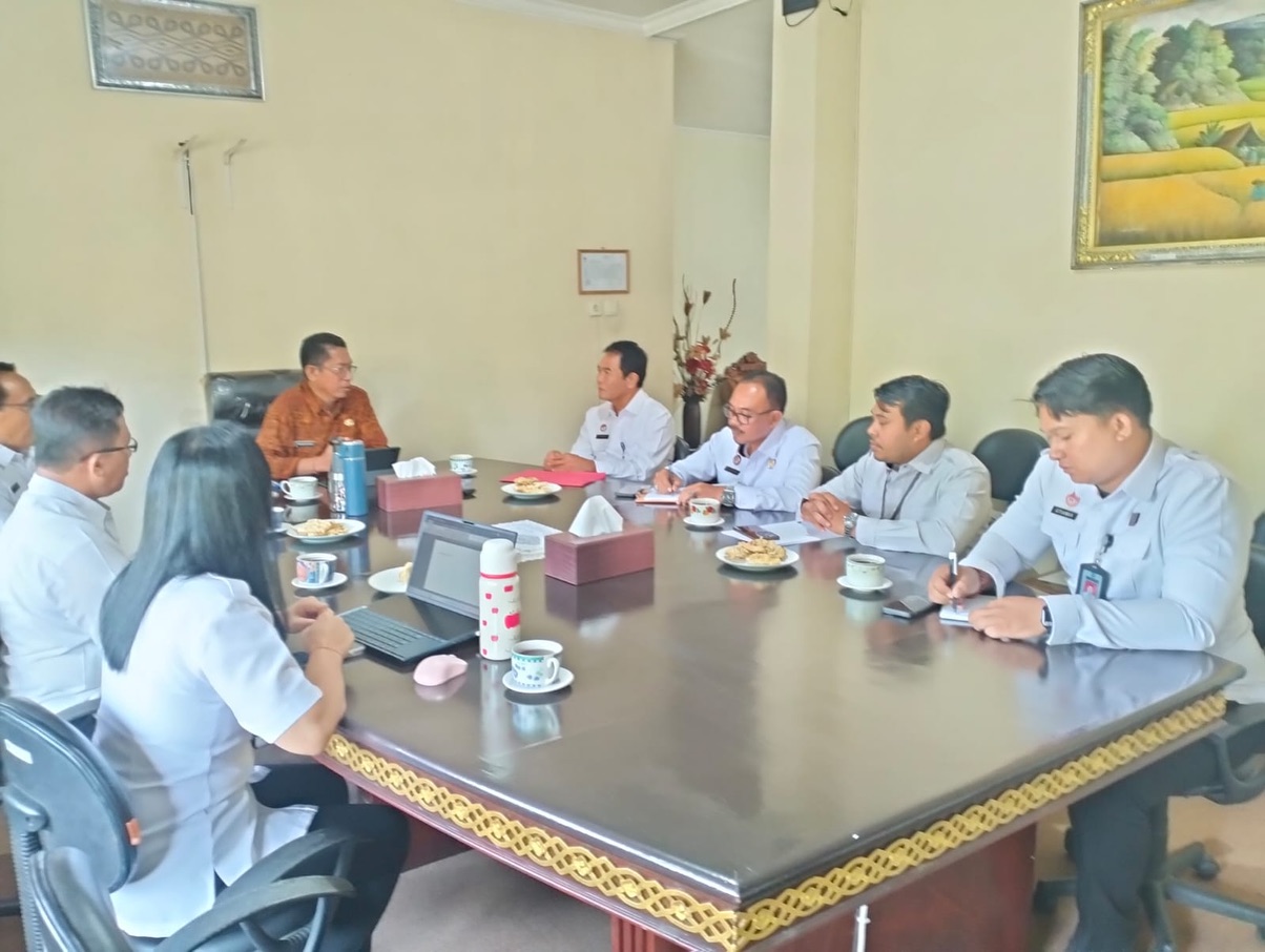 Kolaborasi Dinas Koperasi UKM Prov. Bali dan Kanwil Kementerian Hukum Mengawal Percepatan Pembentukan Koperasi Desa/Kelurahan Merah Putih
