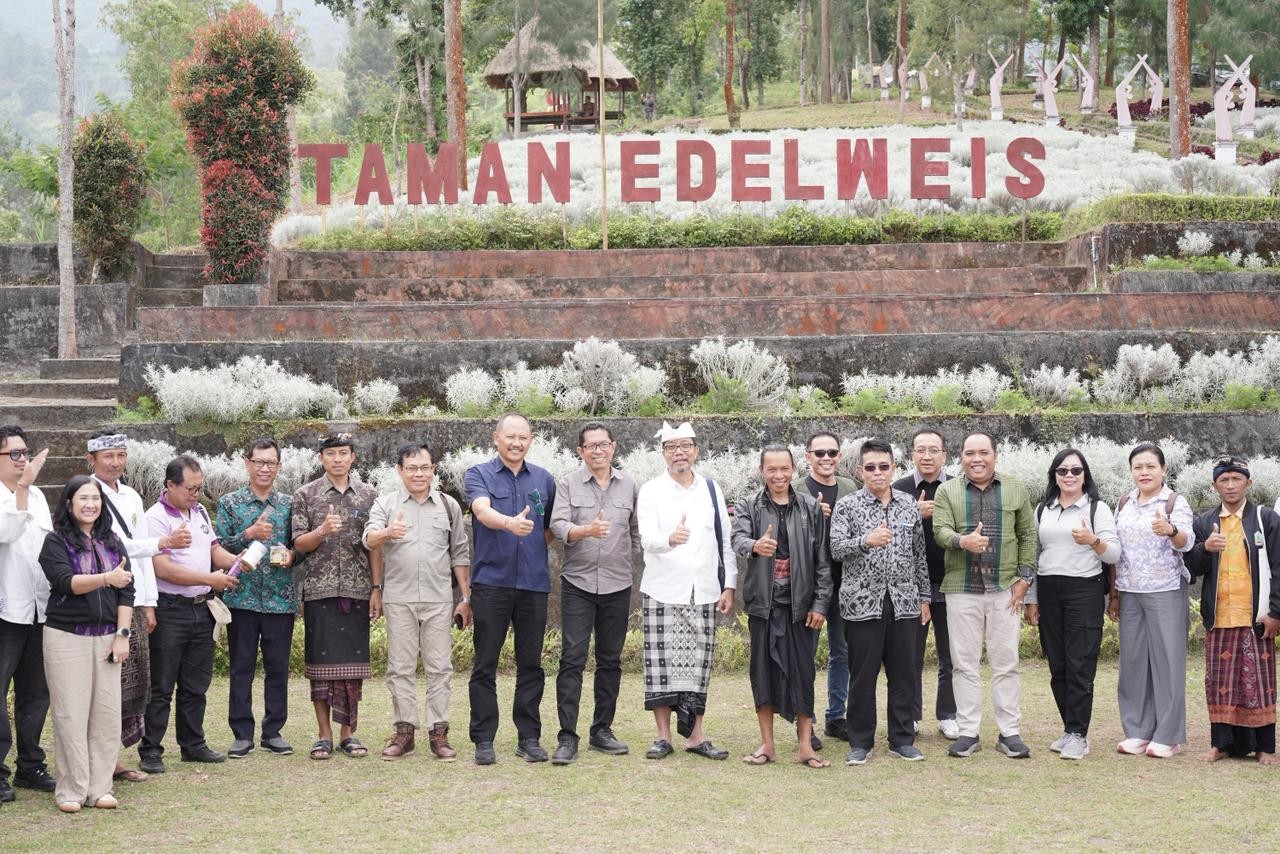 Pemerintah Provinsi Bali Bersinergi Dorong Bunga Kasna Besakih Jadi Potensi Ekonomi Berkelanjutan