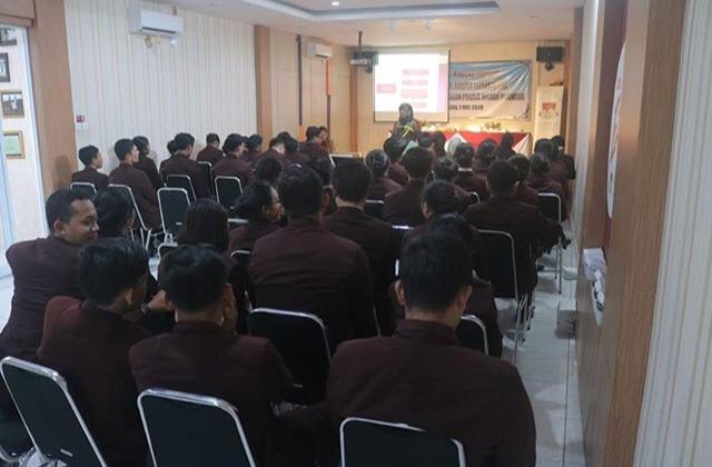 Pemberian Informasi Kiat Sukses Bekerja ke luar negeri secara legal dan aman