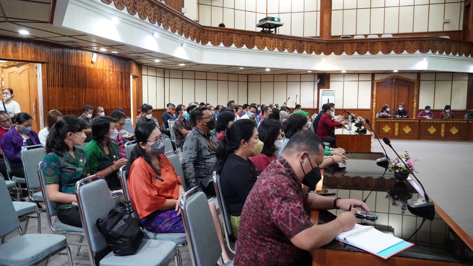 Pemprov Bali Sosialisasikan Penggunaan PLTS Atap
