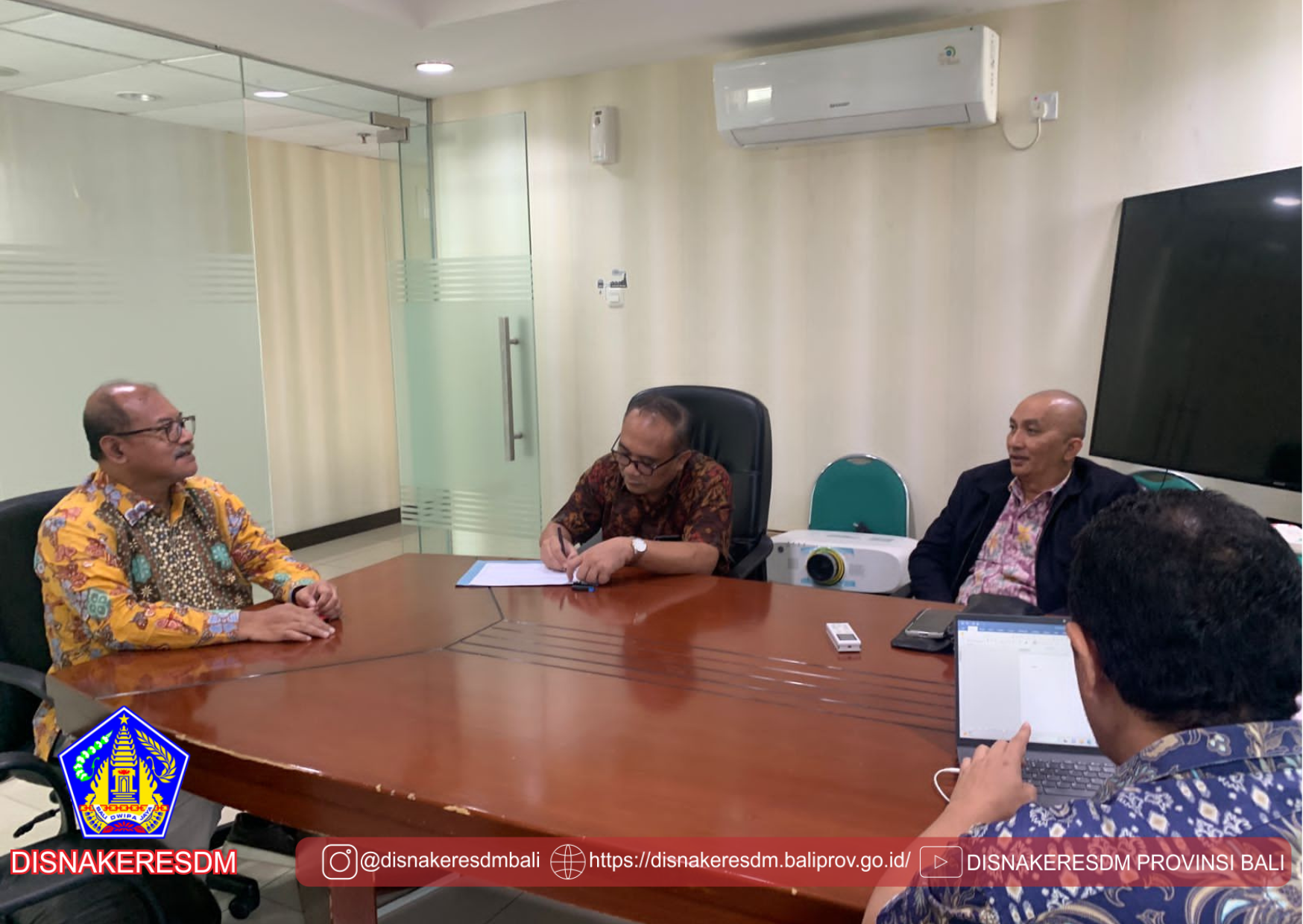 Koordinasi Dan konsultasi Dengan Ditjen EBTKE Dan Ditjen MINERBA Kementerian ESDM