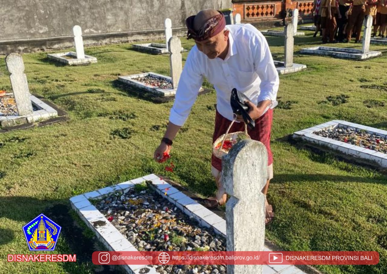 Ziarah Rombongan/Tabur Bunga Dalam Rangkaian Memperingati Hari Jadi Provinsi Bali Ke-65 Tahun 2023