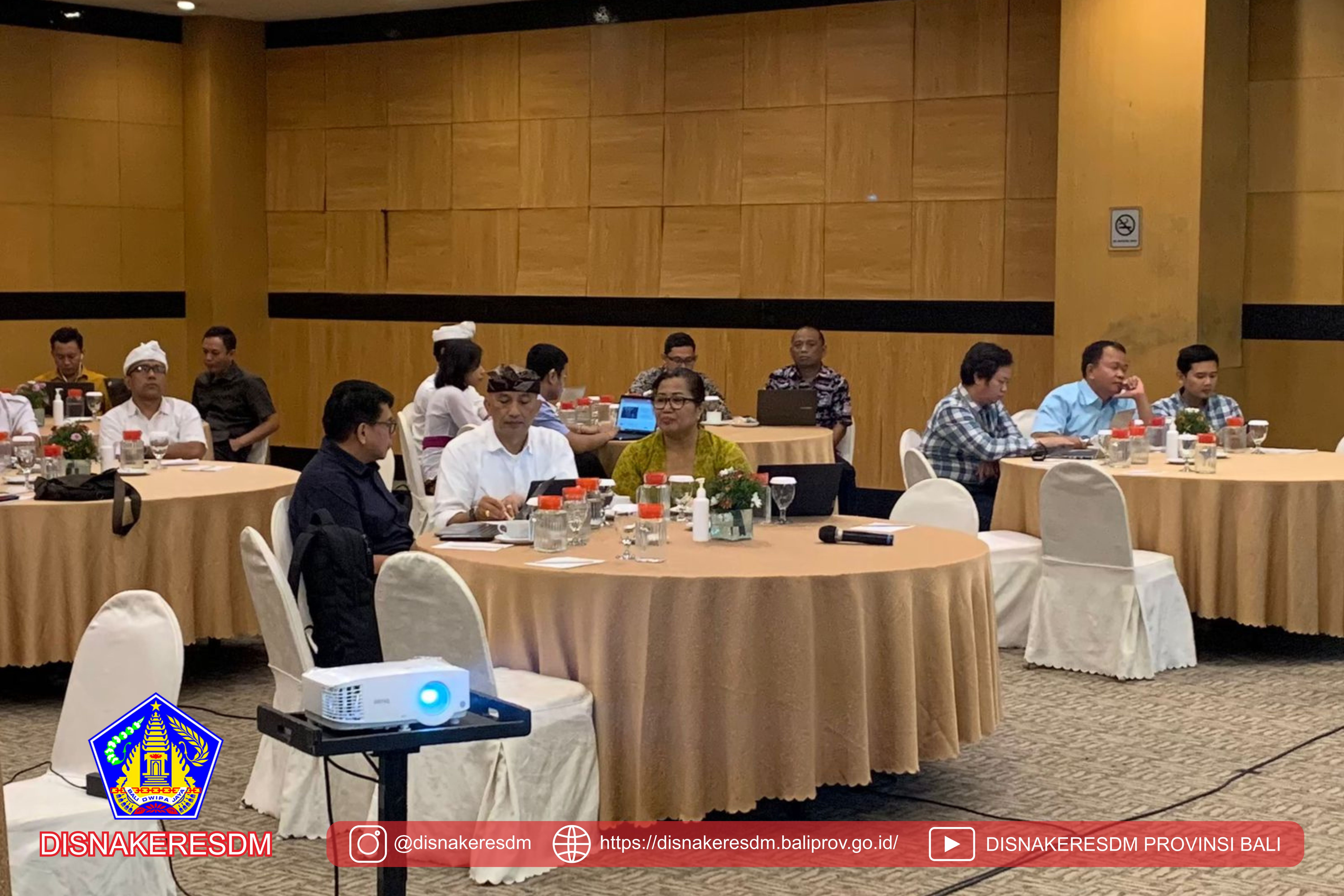 Technical Workshop Nusa Penida 100% Energi Terbarukan