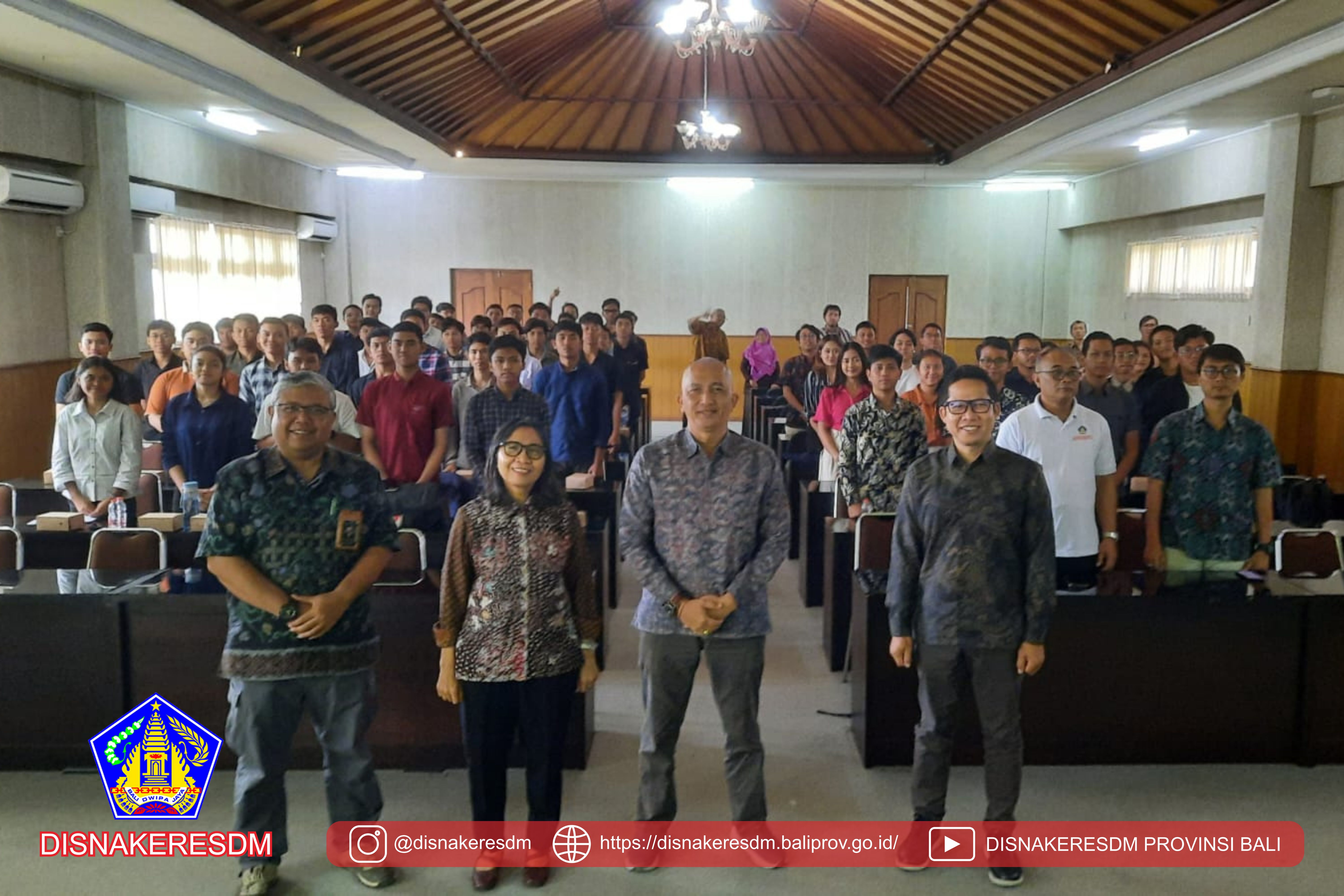 Kuliah Tamu Dengan Tema Tantangan dan Strategi Pemerintah Provinsi Bali Untuk Mewujudkan Emisi Nol Bersih 2045