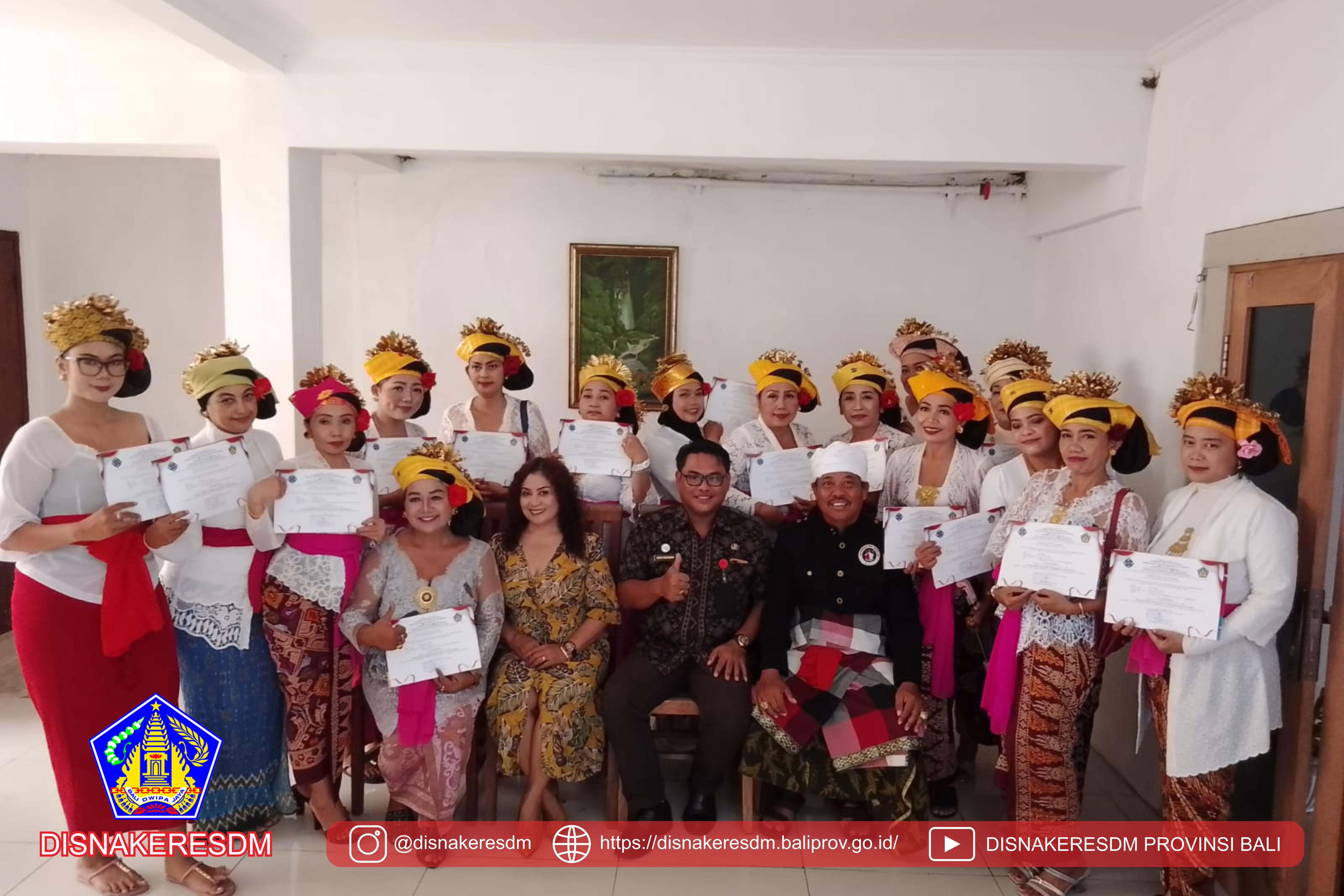 Penutupan Pelatihan MTU Kejuruan Tata Rias Kecantikan Di Puri Gerenceng