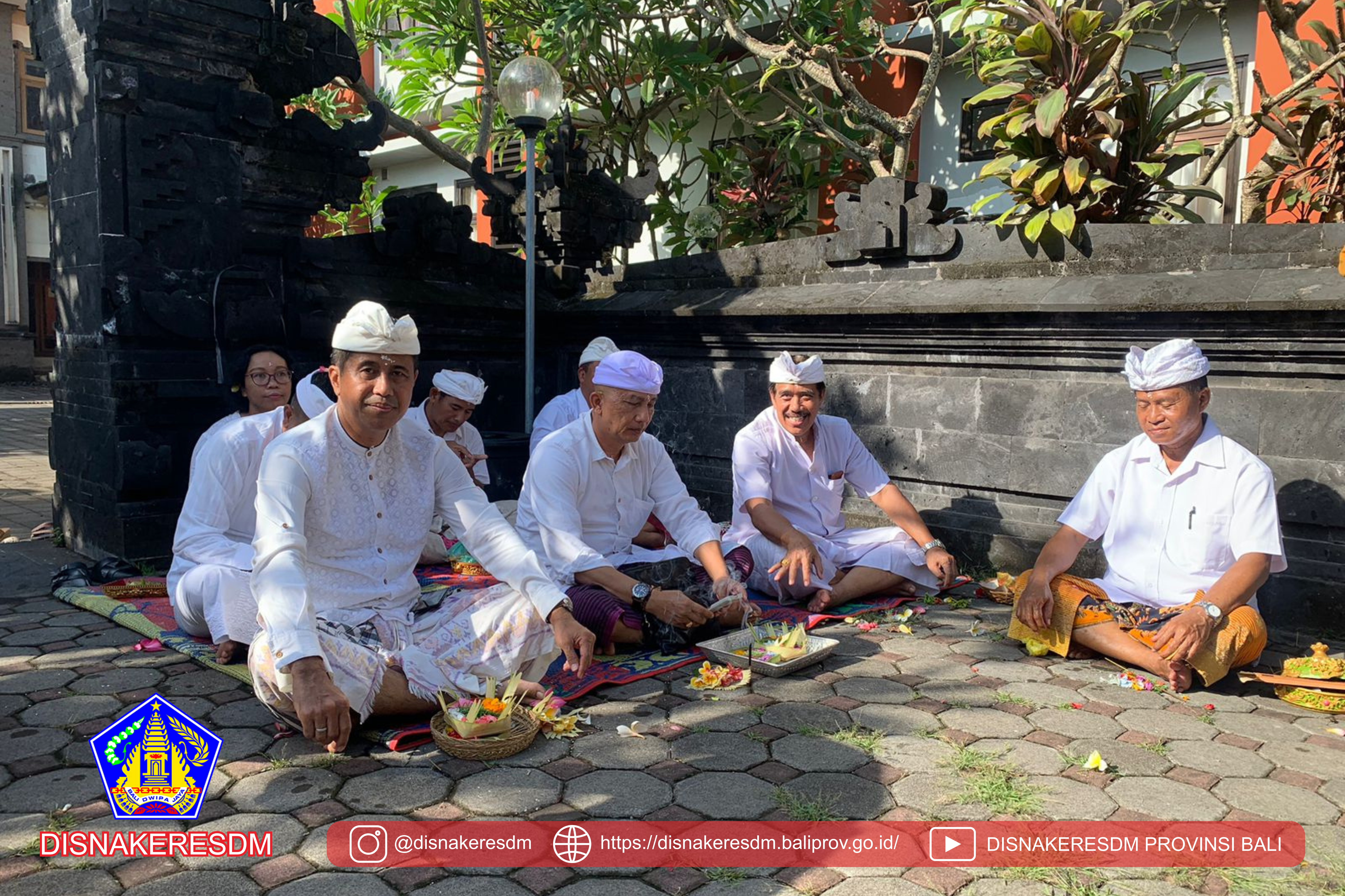Persembahyangan Bersama Purnama Kepitu