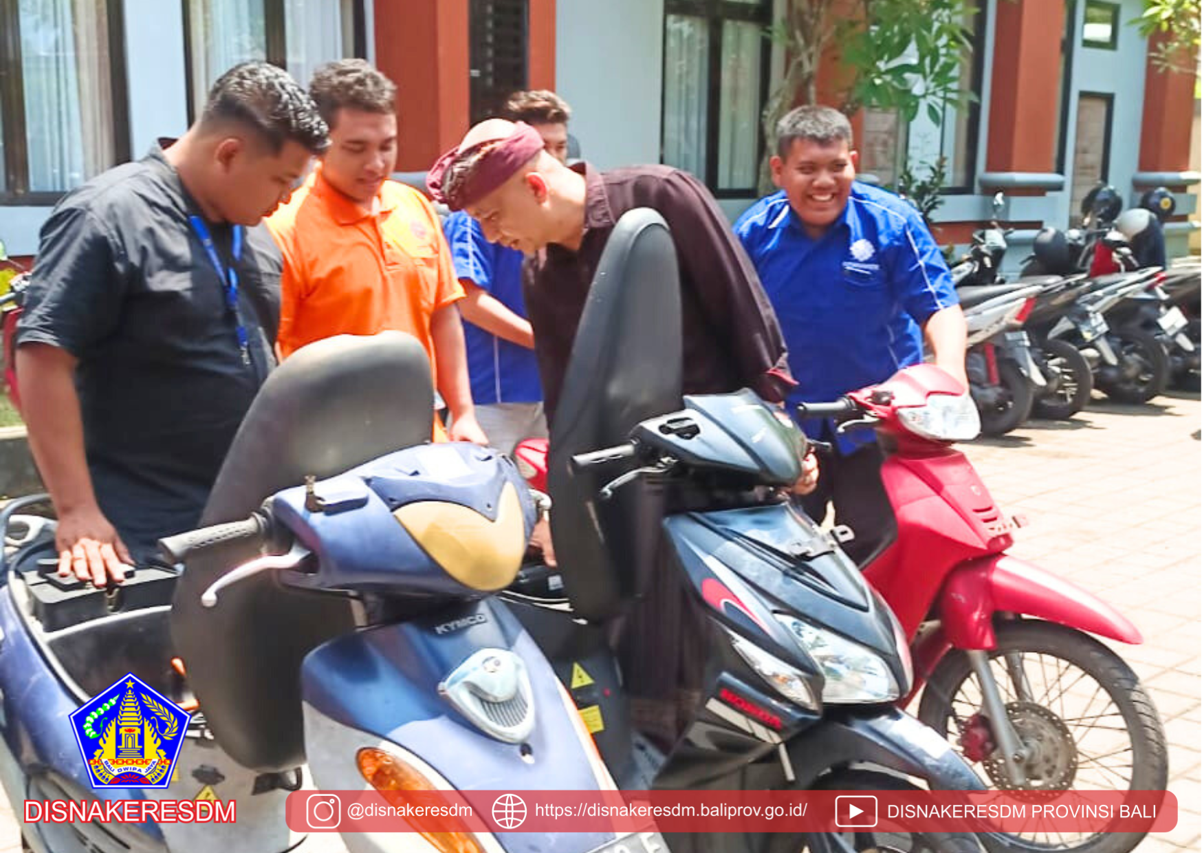 Acara Penutupan Pelatihan Teknis Konversi Sepeda Mototr BBM Menjadi Sepeda Motor Listrik