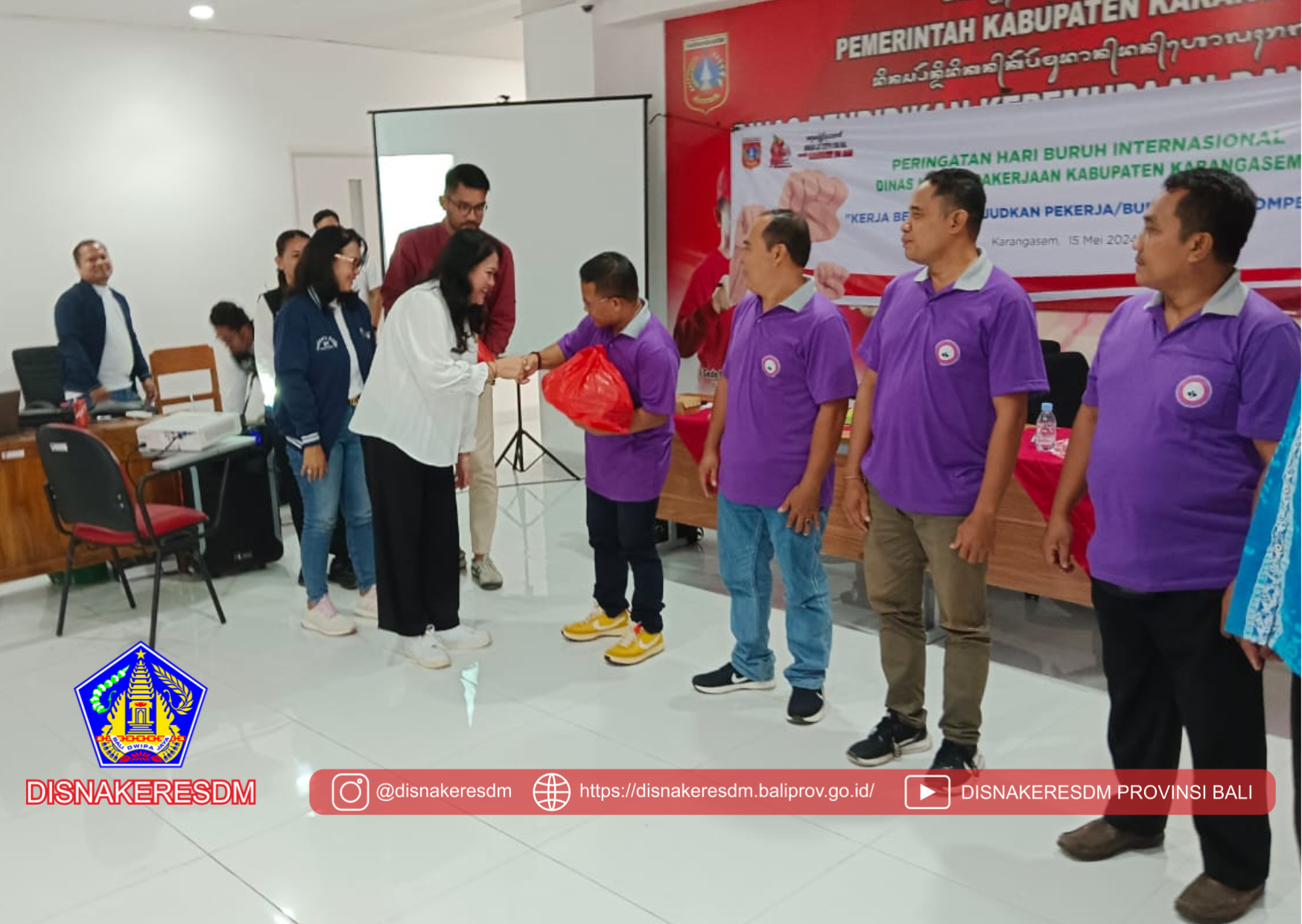 Pembukaan Acara Peringatan Hari Buruh Di Kabupaten Karangasem