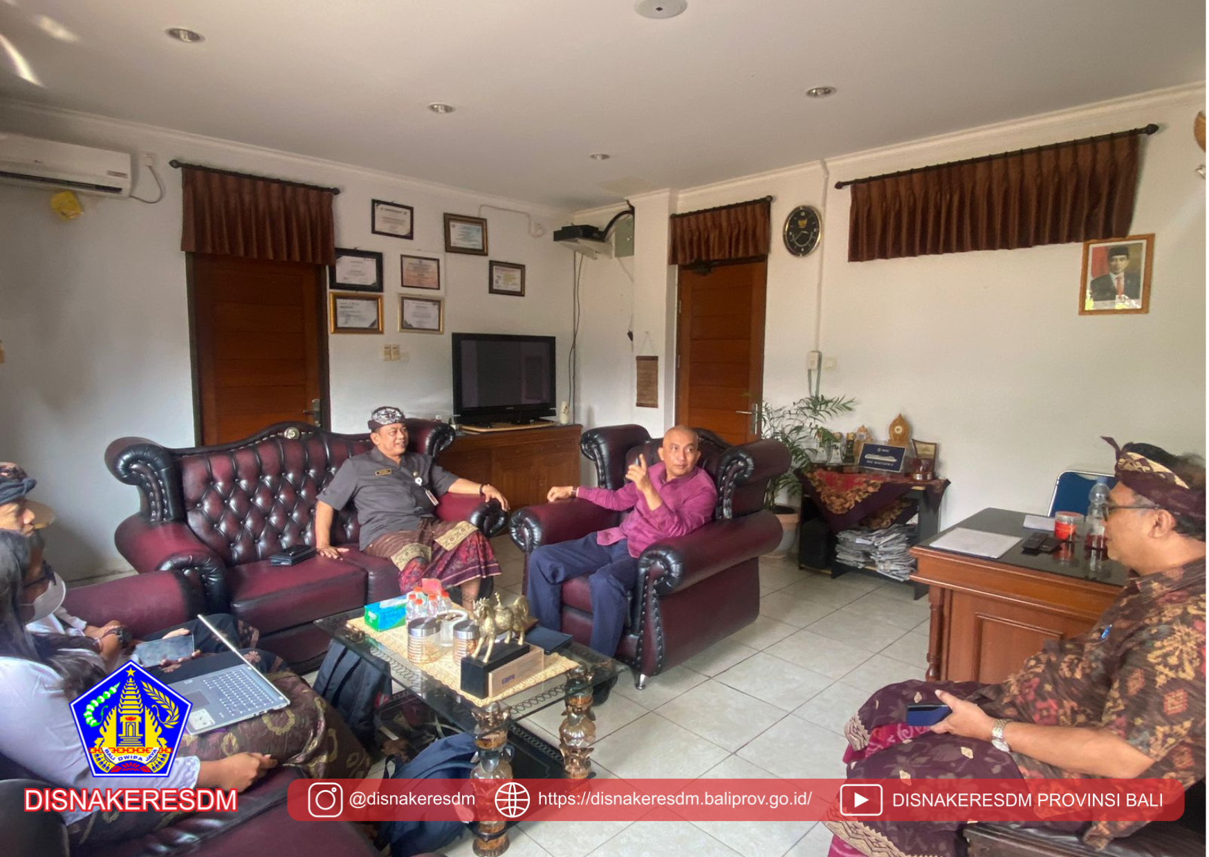 Menerima Kunjungan Kadis PU Karangasem Dan Perwakilan Dinas PUPR Provinsi