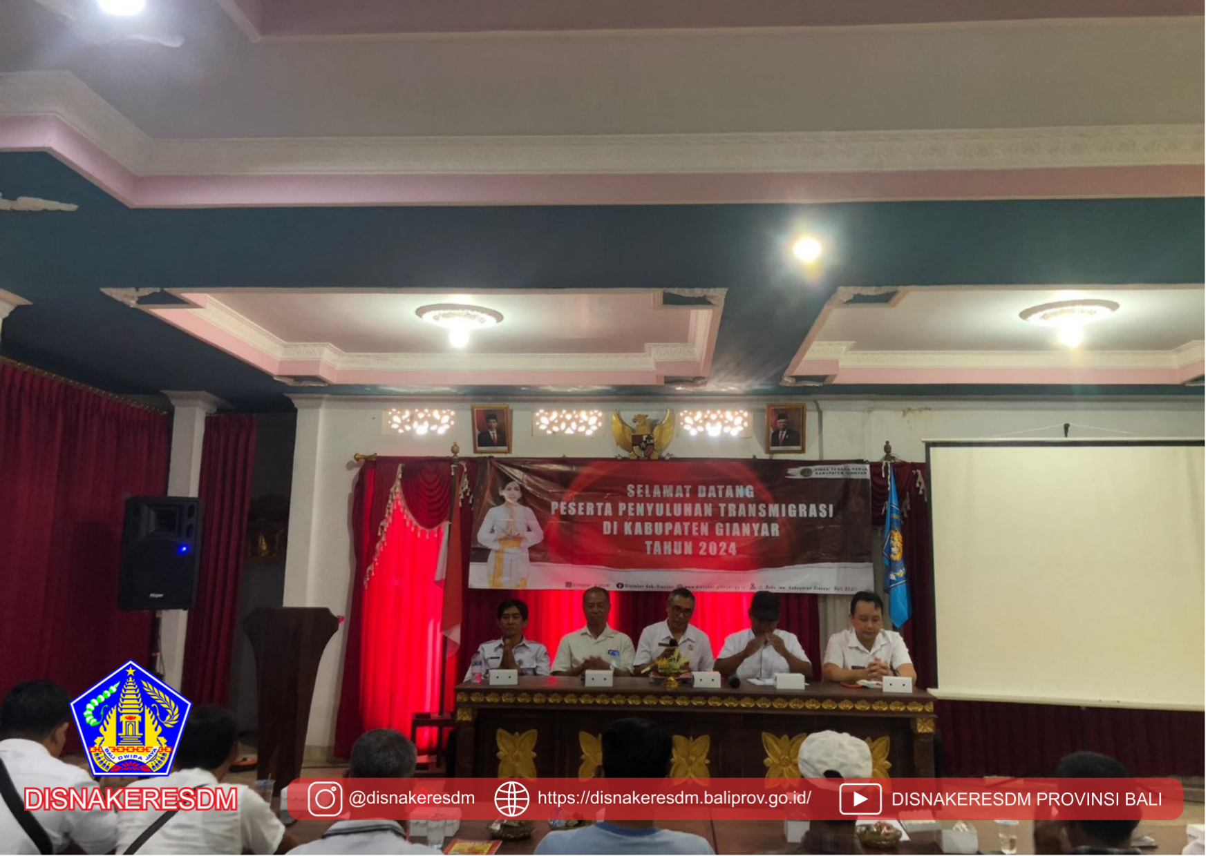 Penyuluhan Transmigrasi Di Desa Singakerta