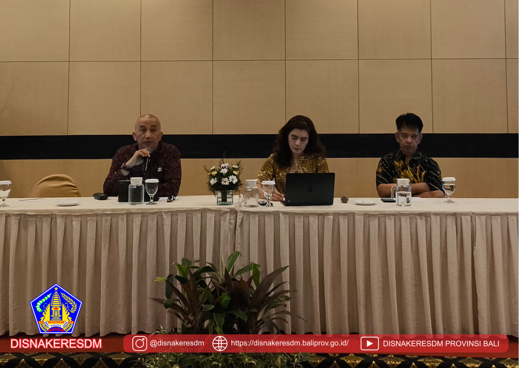 Kegiatan FGD Percepatan Action Plan Peningkatan Infrastruktur KBLBB Di Provinsi Bali Tahun 2025-2030