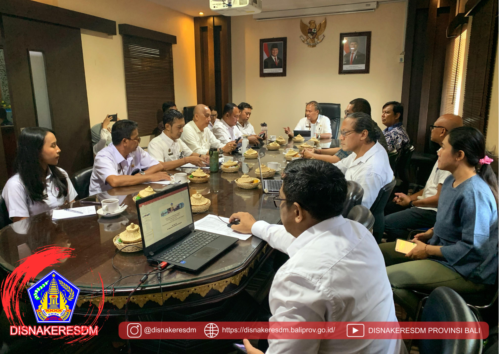 Rapat Pembahasan Rencana Progres Penyelenggaraan Distribusi Gas Alam Cair Yang Diselenggarakan Oleh Perusahaan Umum Daerah (PERUMDA) Kerta Bali Saguna