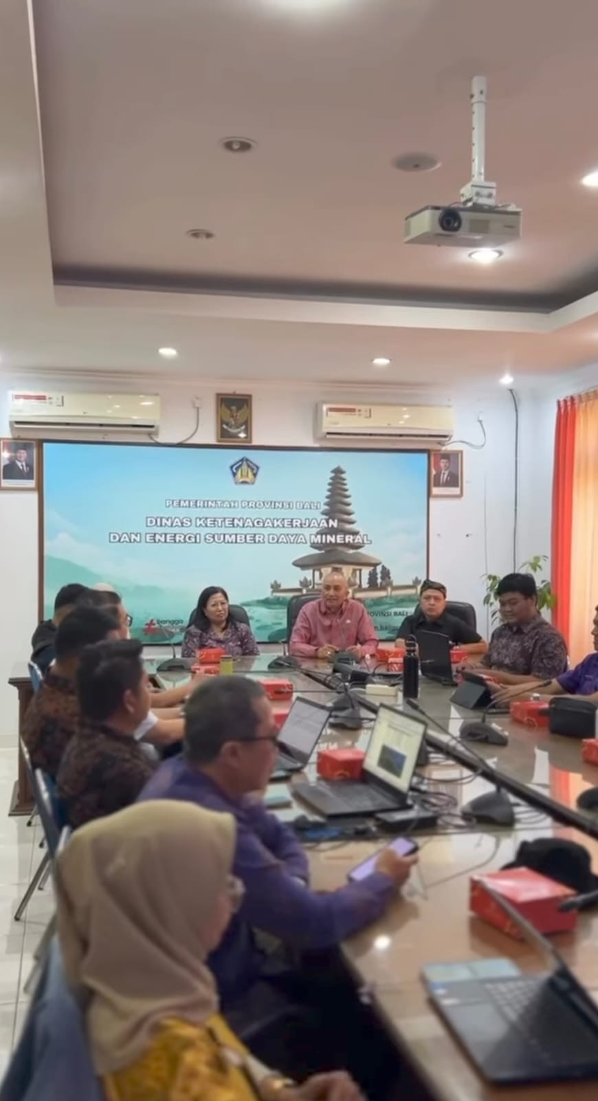 Rapat Koordinasi dan Sinkronisasi Program Percepatan PLTS di Bali Tahun 2026