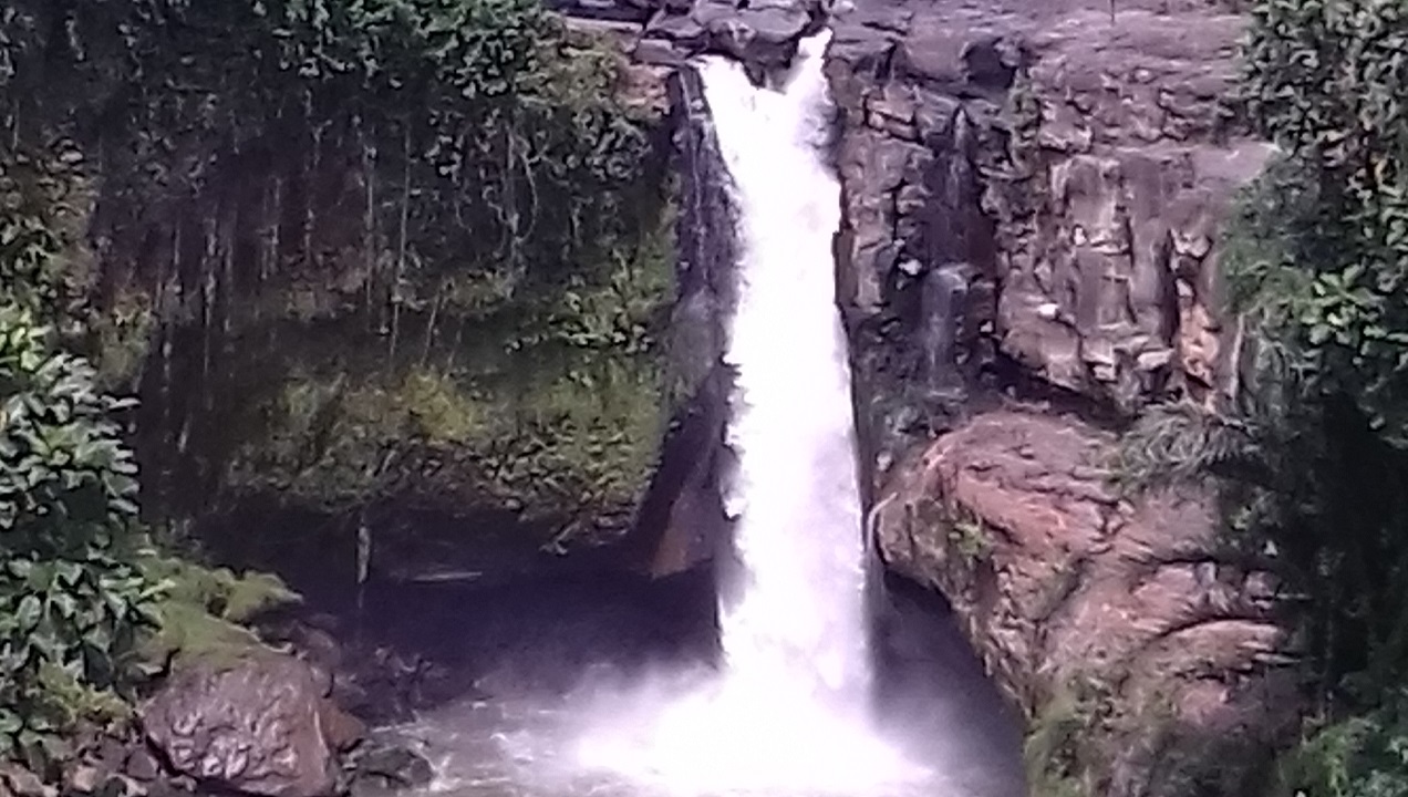 TEGENUNGAN WATERFALL