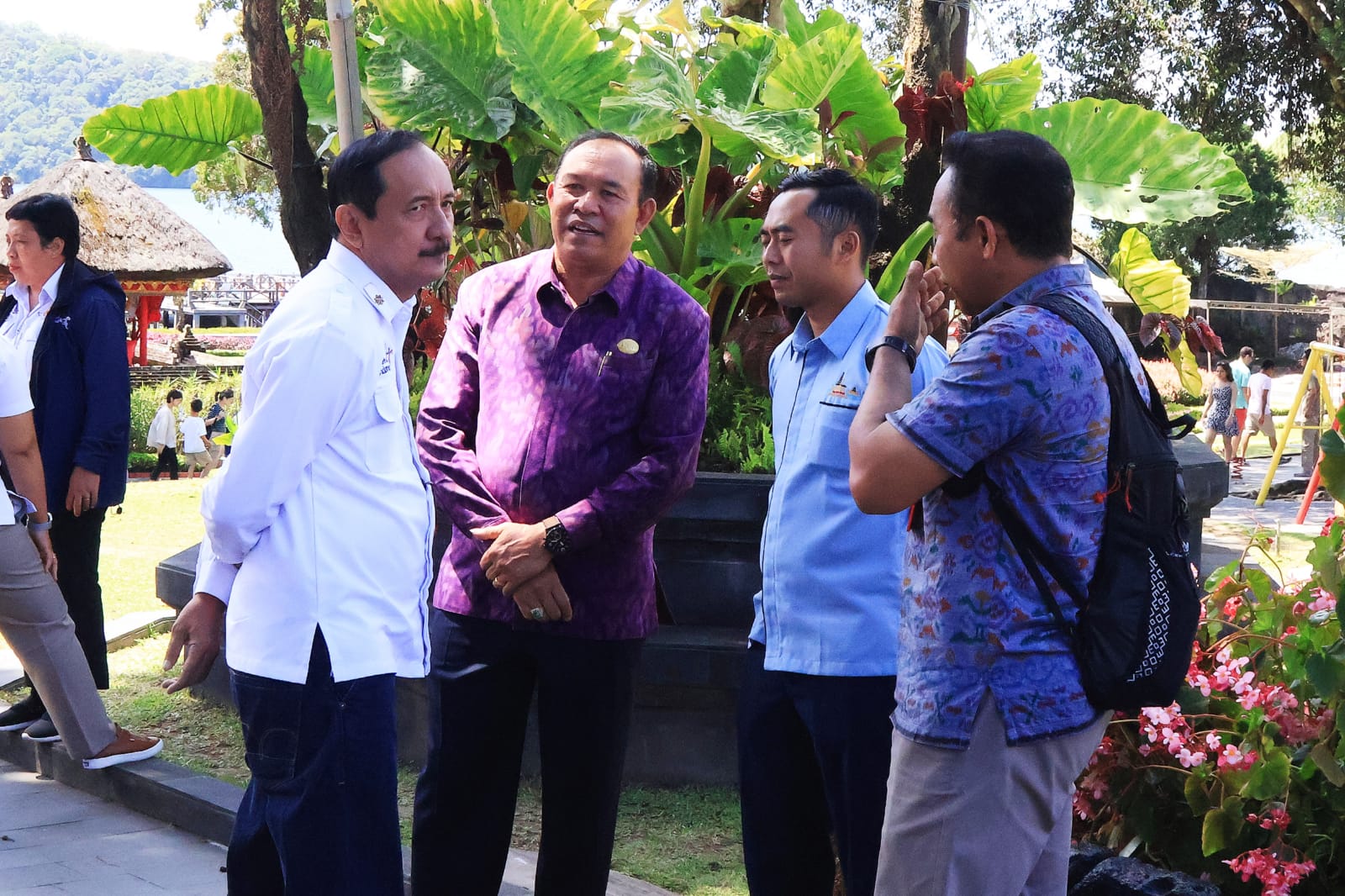 Dispar Bali Lakukan Pengecekan Pungutan Wisatawan Asing di DTW Ulun Danu Beratan