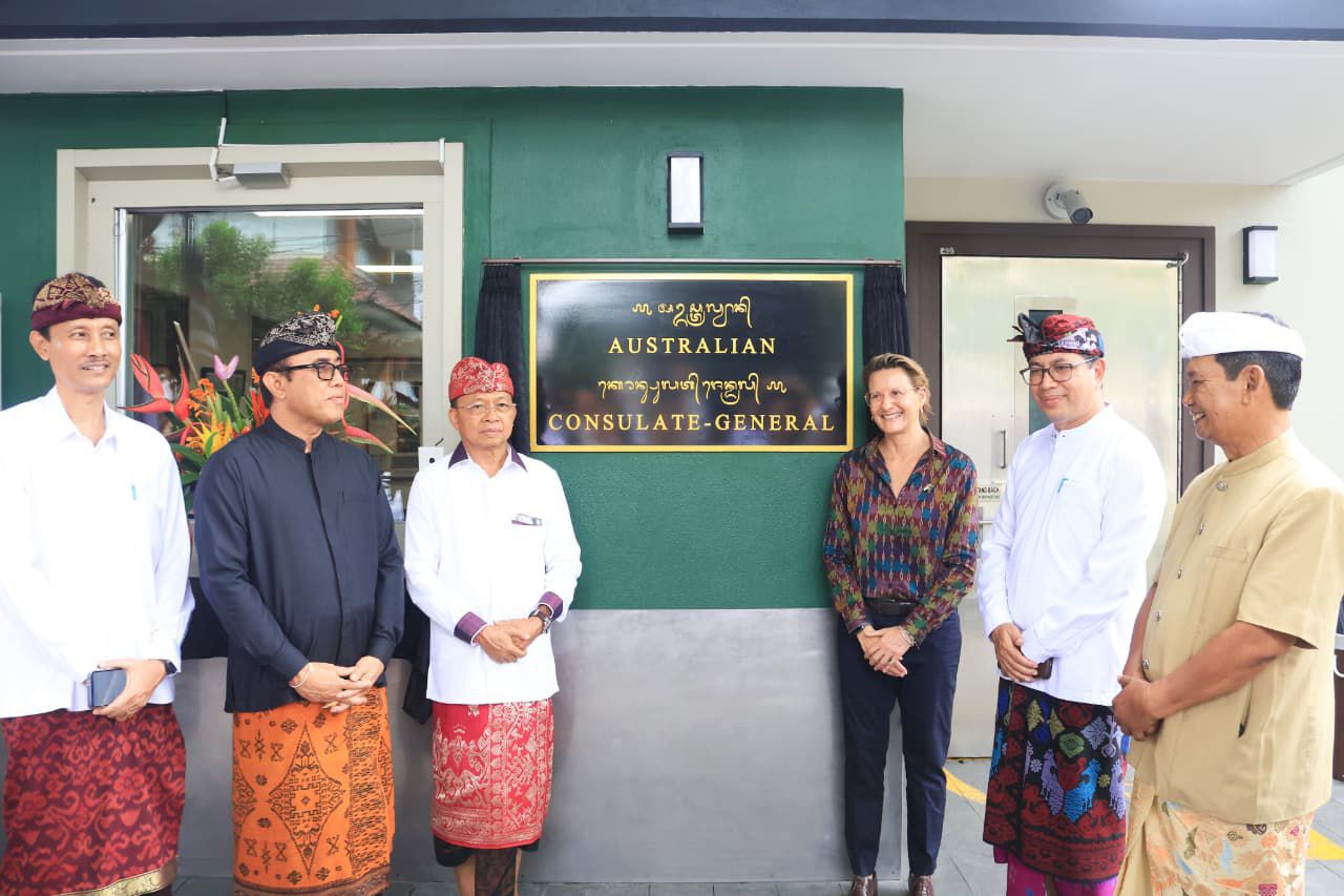 Konsulat Jenderal Australia Gunakan Aksara Bali di Nama Kantornya