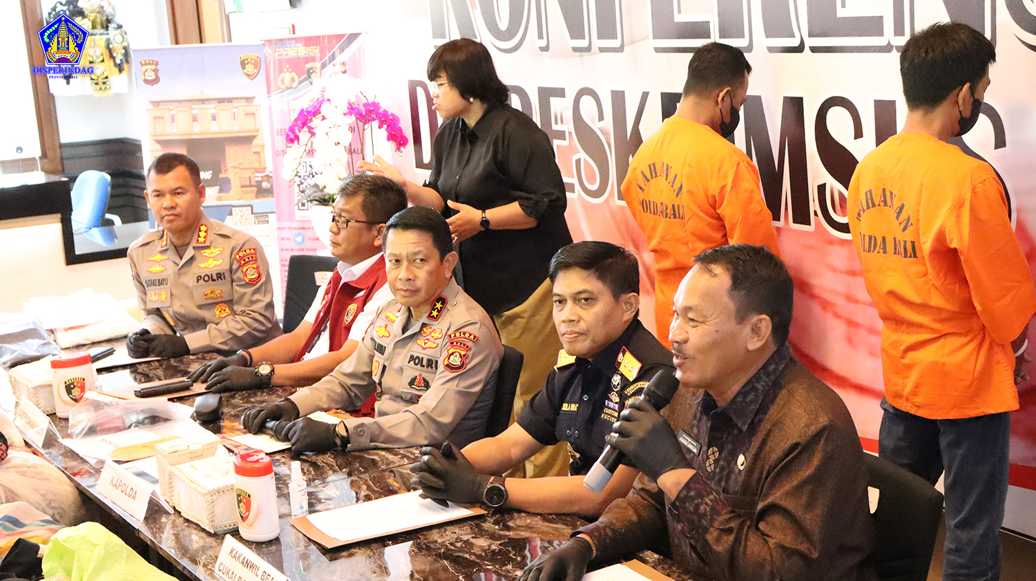Press Release Penyidikan Pakaian Bekas Impor di Wilayah Hukum Polda Bali