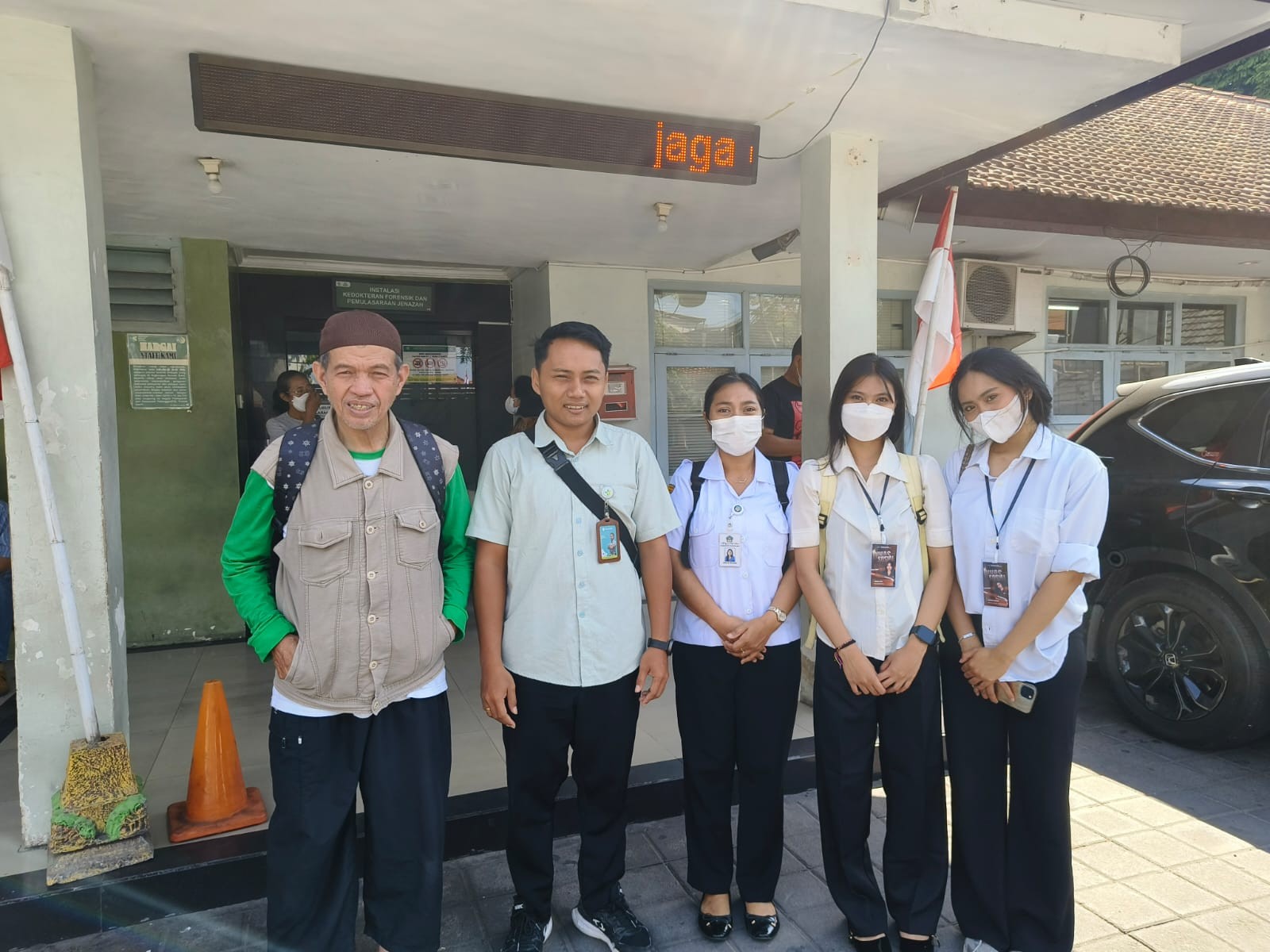 Kolaborasi Penanganan Warga Terlantar Asal Katingan di Bali