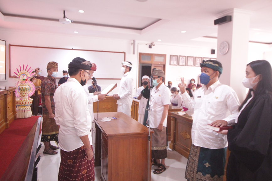 Pelantikan Pejabat Fungsional Ahli Pertama di Lingkungan Dinas Pertanian dan Ketahanan Pangan Provinsi Bali