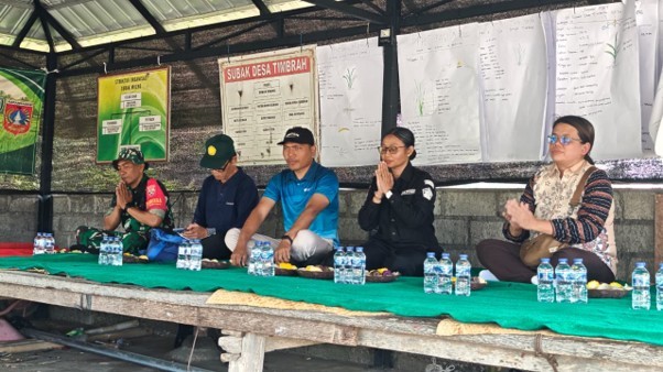 Sukses Terapkan PPHT Padi, Hasil Panen Subak Desa Timbrah Karangasem Tembus 8,69 Ton/Hektar