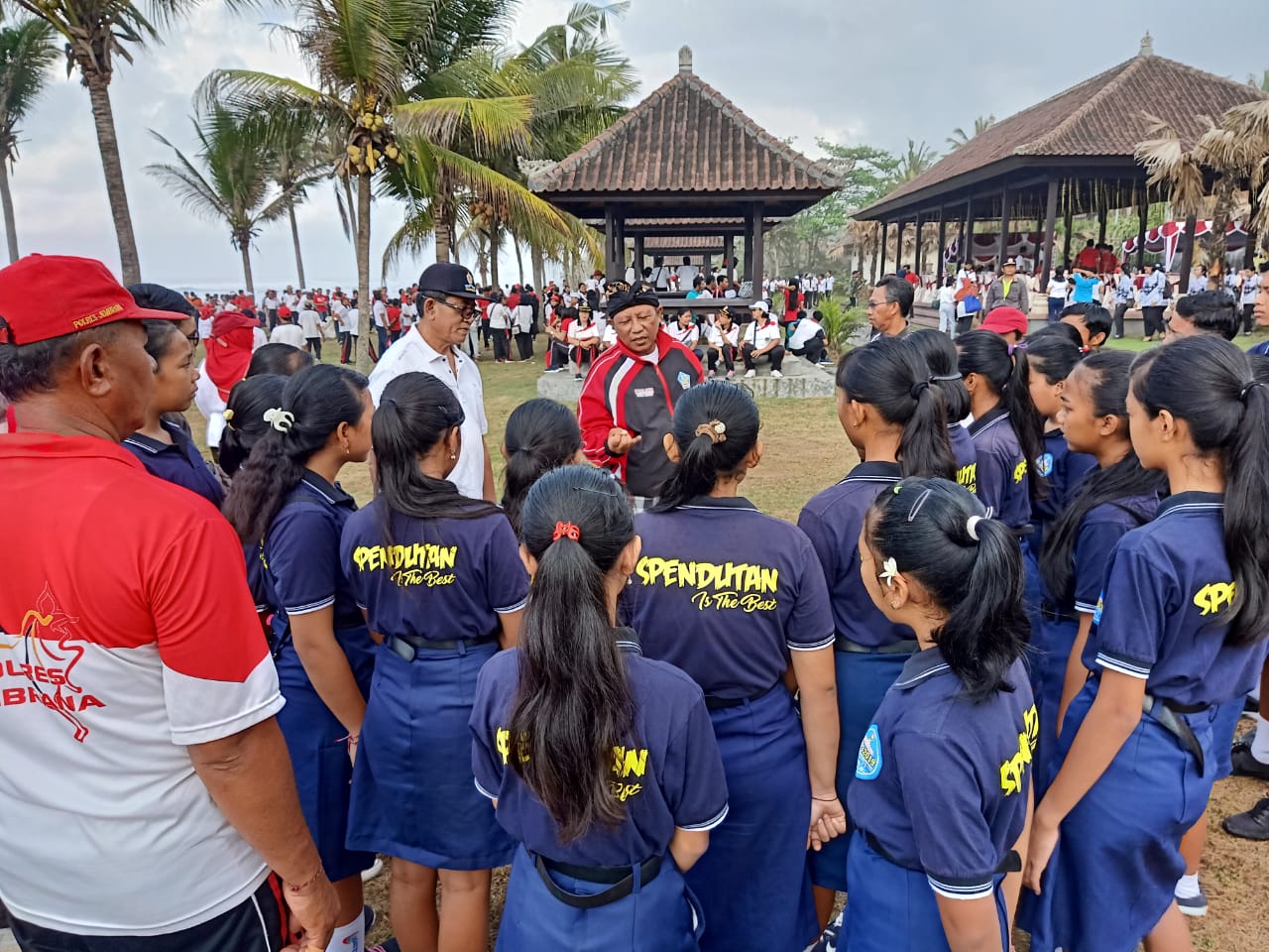 Liputan Kegiatan Gerakan Semesta Berencana Bali Resik Sampah Plastik Bulan November 2019 di Desa Pengeragoan, Kabupaten Jembrana
