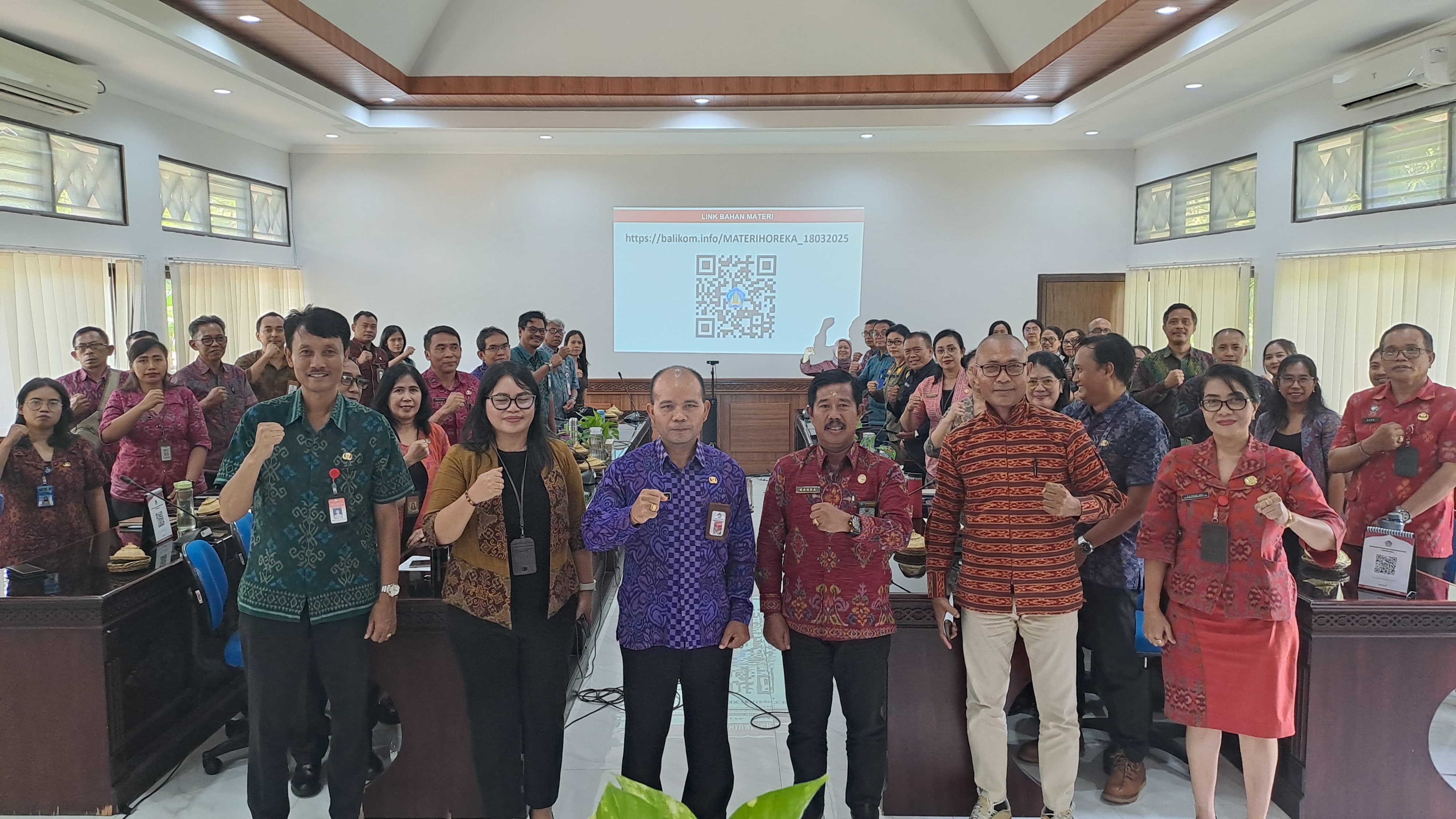 Pemerintah Provinsi Bali Perkuat Pengelolaan Sampah di Sektor Horeka dan Mall