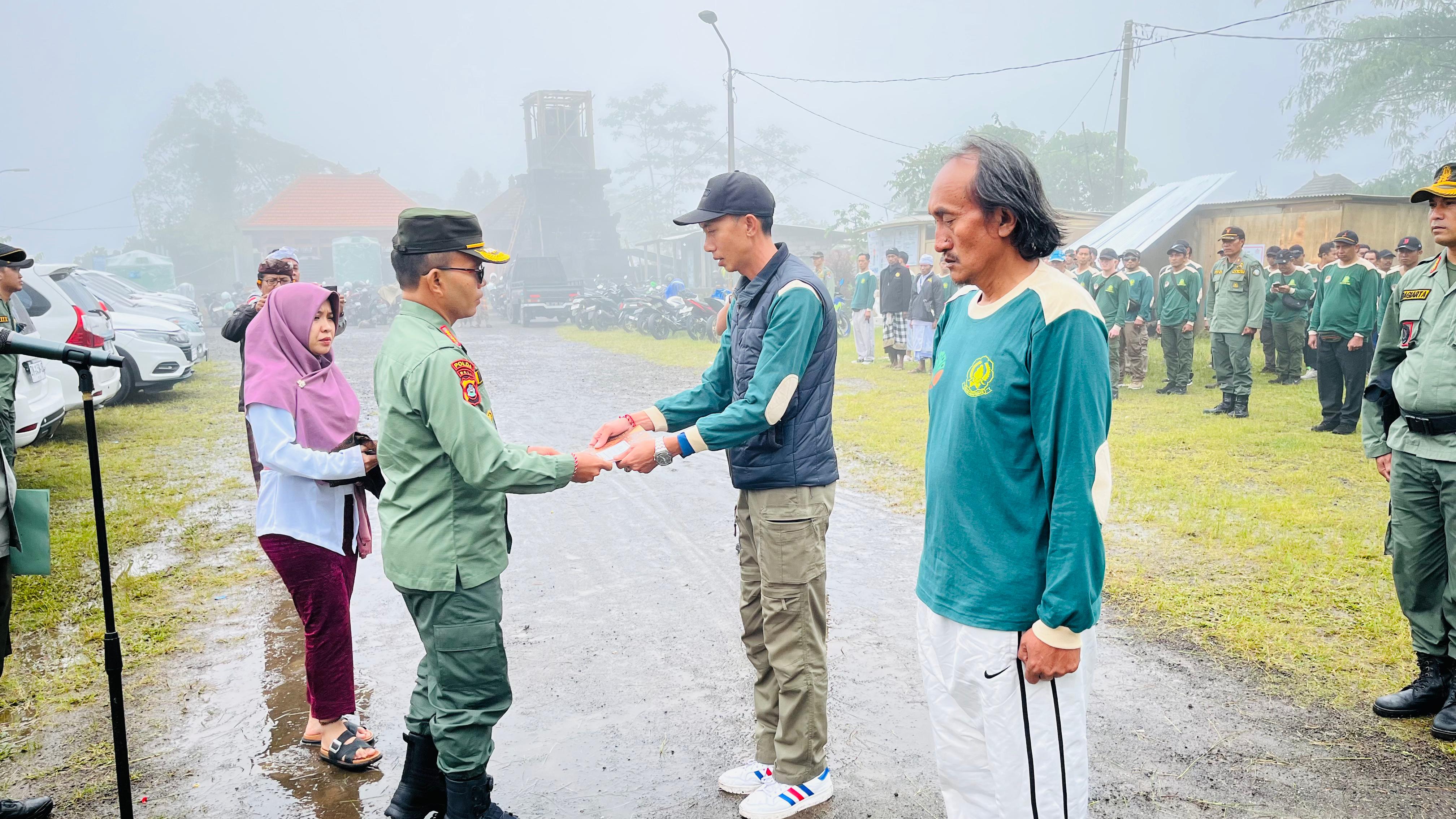218 Anggota Dharma Wana Pala Resmi Dikukuhkan, Perkuat Perlindungan Hutan Bali Timur