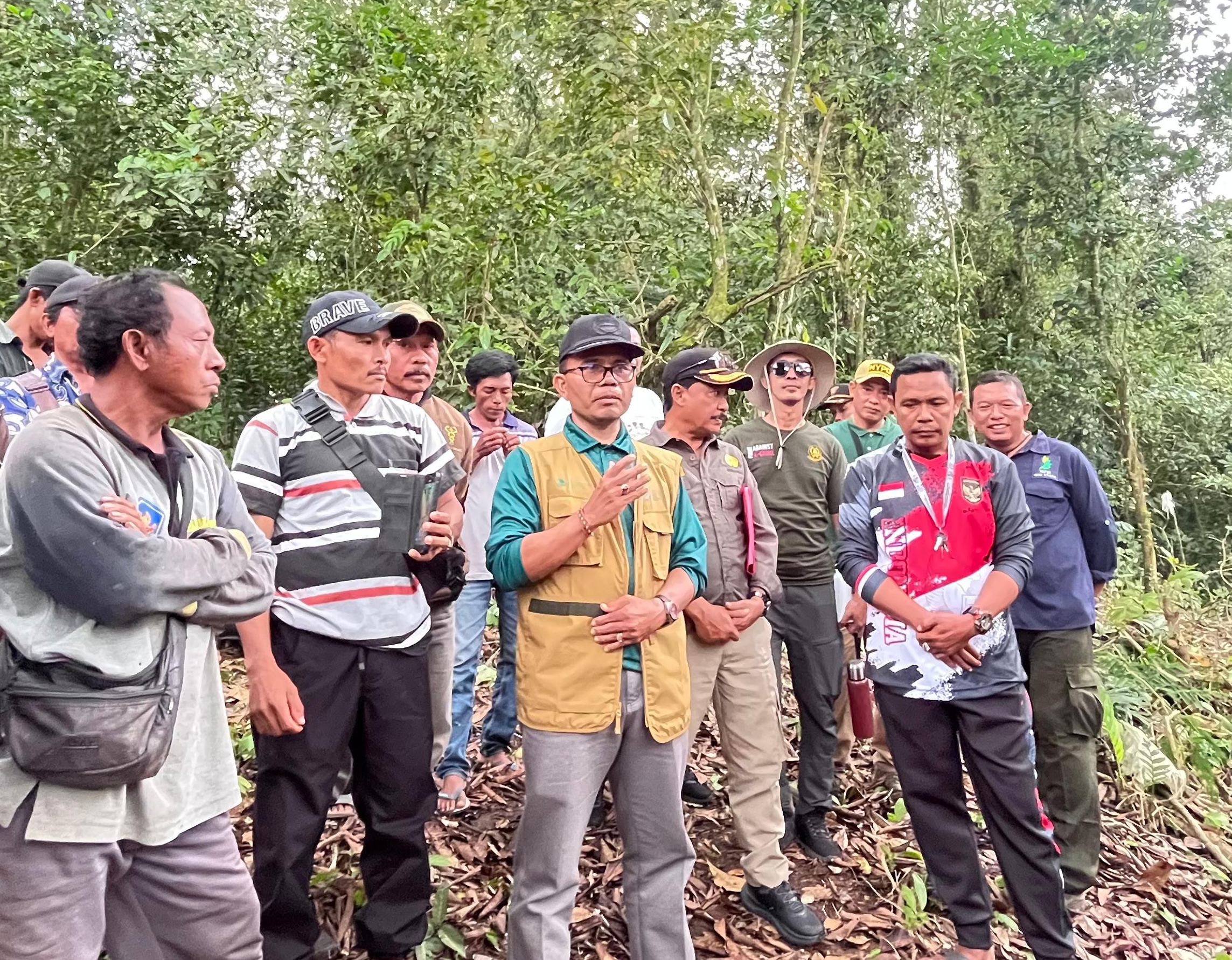Dinas KLH Bali Tinjau Langsung Hutan Desa Sepang: Lindungi Zona Lindung, Tata Ulang Areal Garapan
