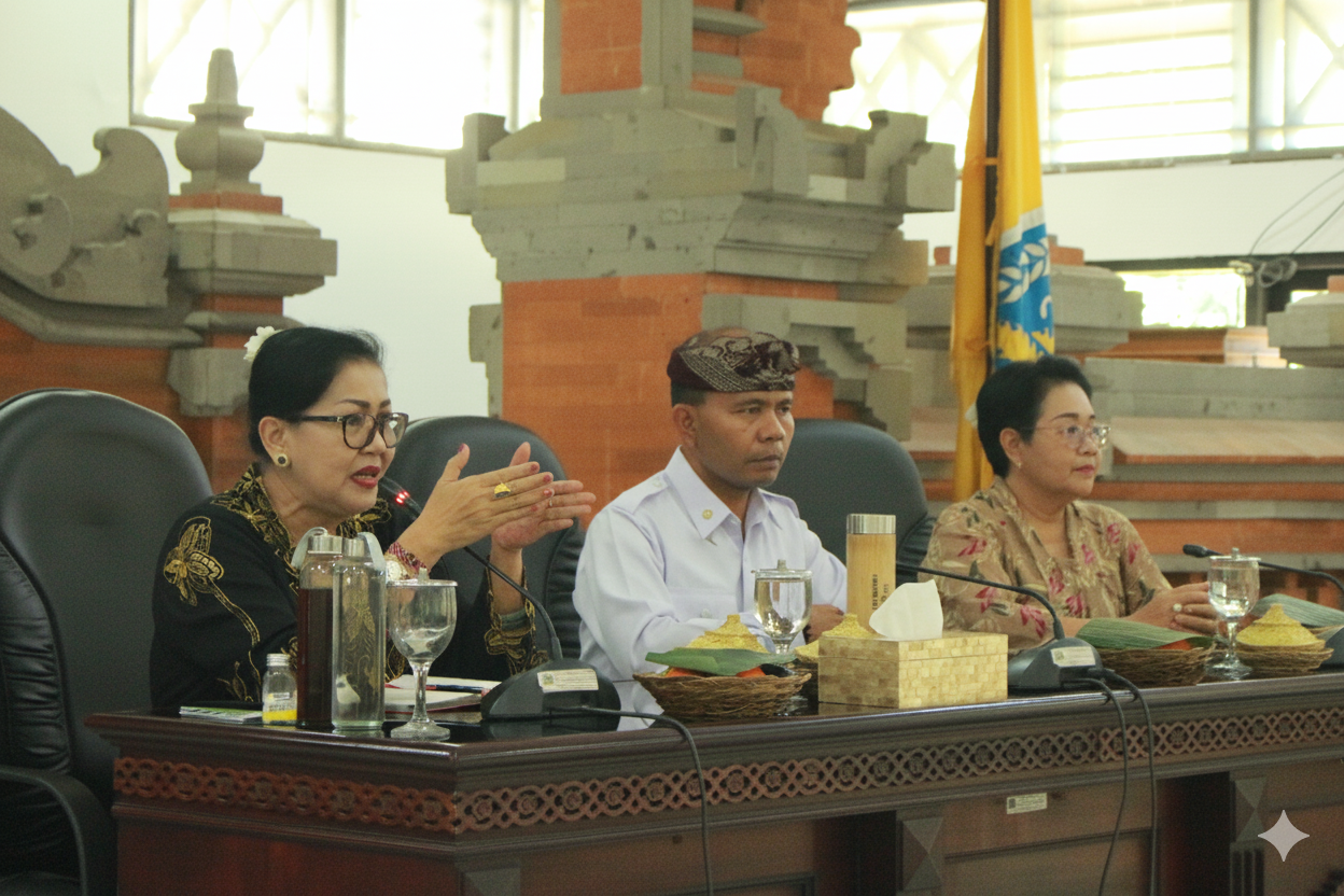 DKLH Bali Gelar Rapat Percepatan Pengelolaan Sampah Berbasis Sumber