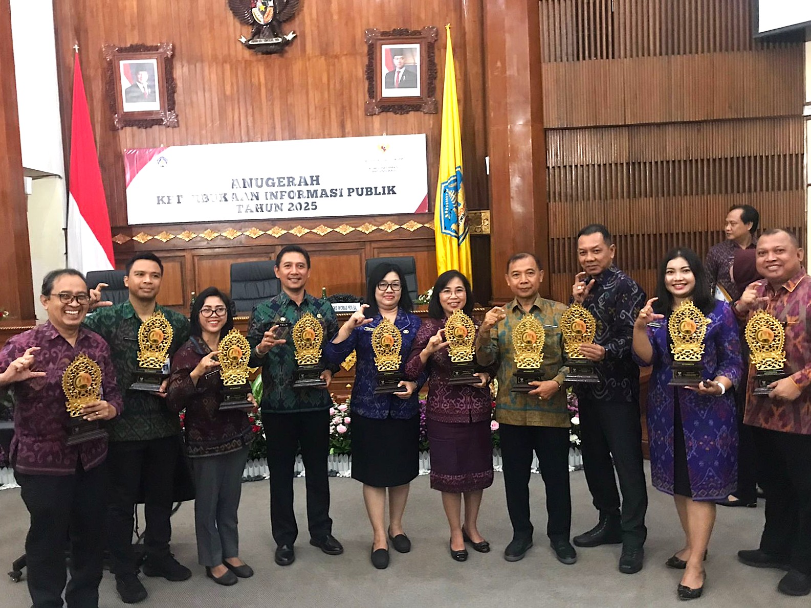 DKLH Provinsi Bali Sabet Predikat Informatif dalam Keterbukaan Informasi Publik 2025