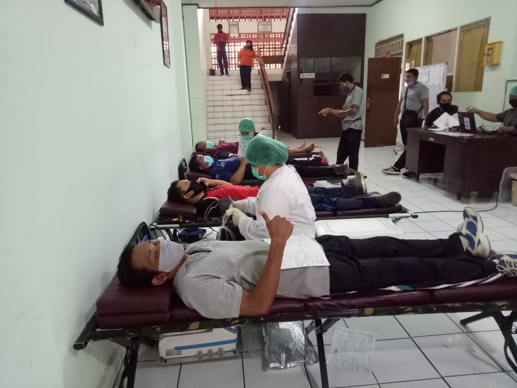 RINGANKAN BEBAN SESAMA DITENGAH PANDEMI COVID-19, DINAS PMA GELAR DONOR DARAH