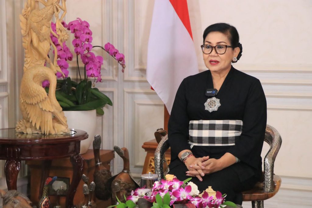 PAKIS BALI SOSIALISASIKAN “NGRAJEGANG TARI REJANG RING DESA ADAT”