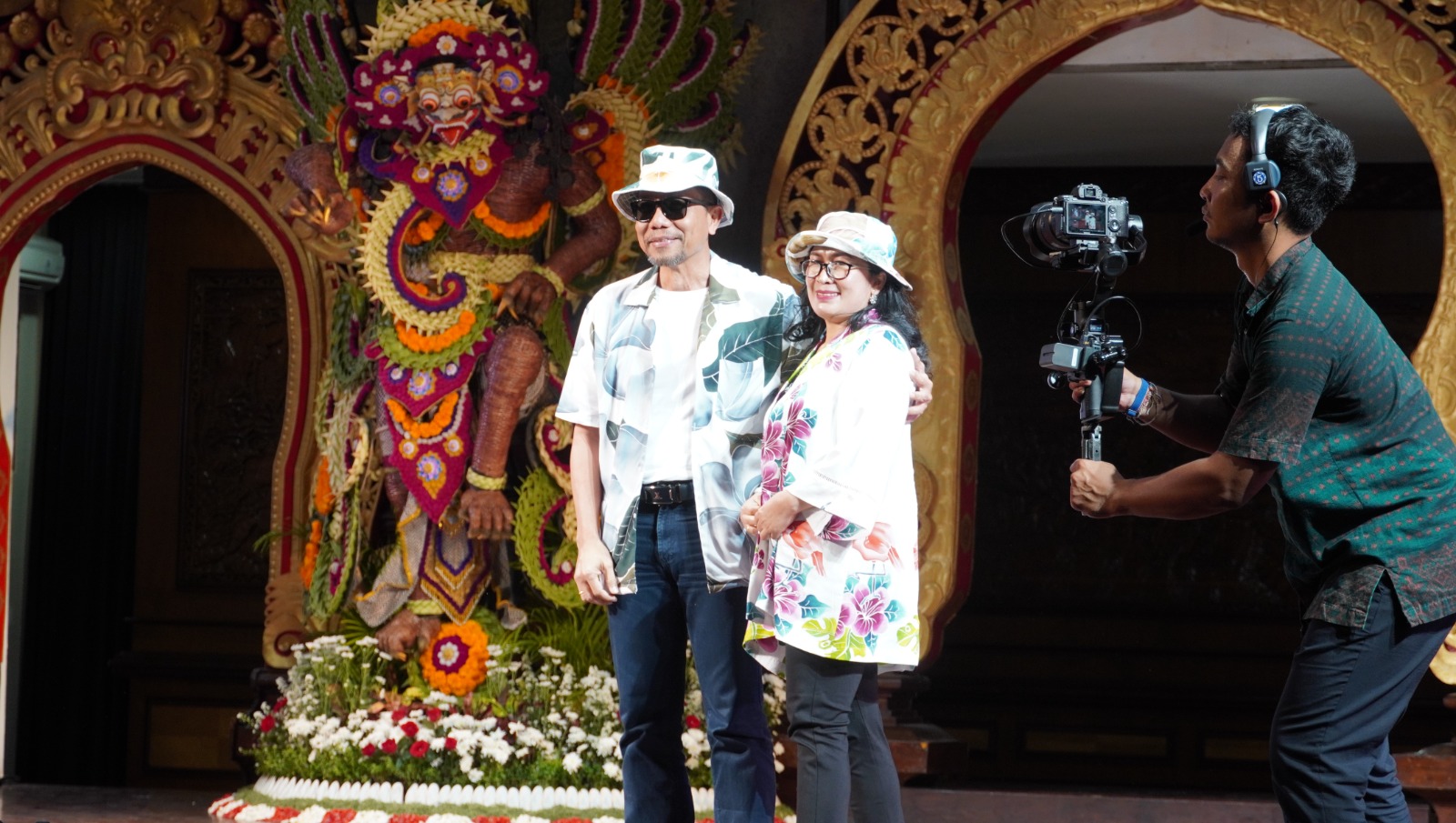 Kepala Dinas PMA Ikuti Bali Fashion Show Bertema “Tropis “